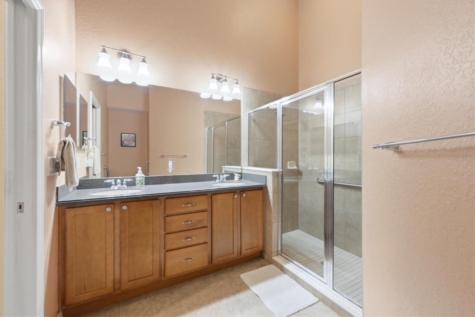 3741 LAKEWOOD BLVD — photo 18