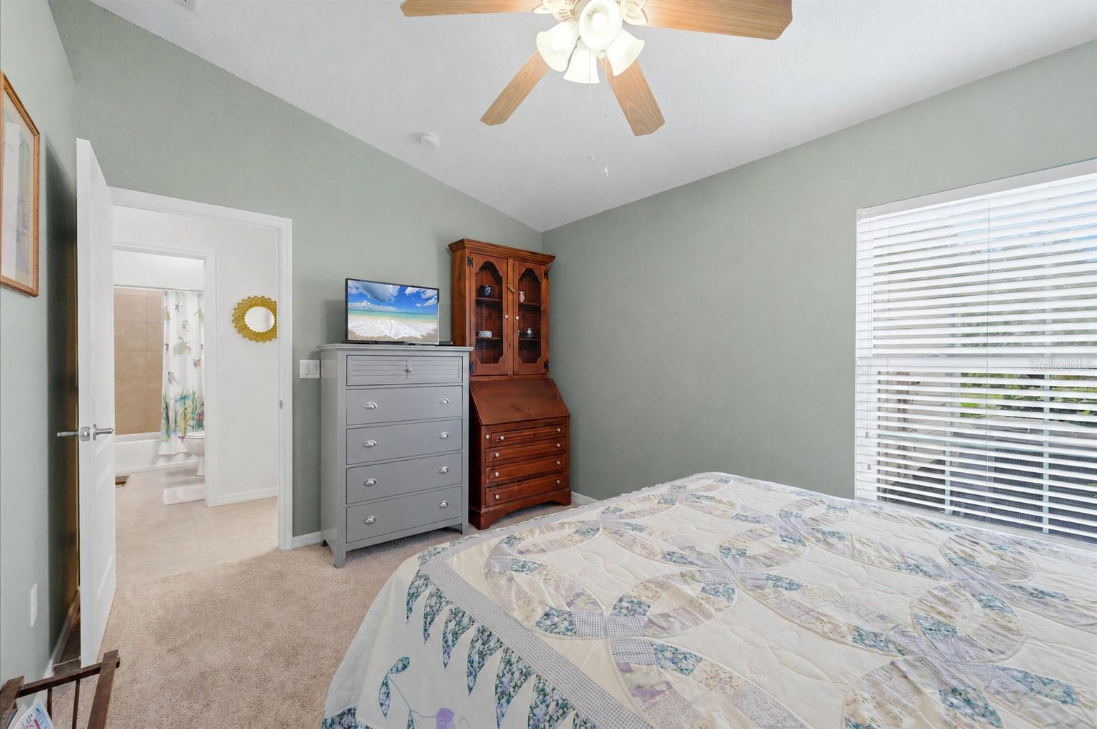 3741 LAKEWOOD BLVD — photo 20
