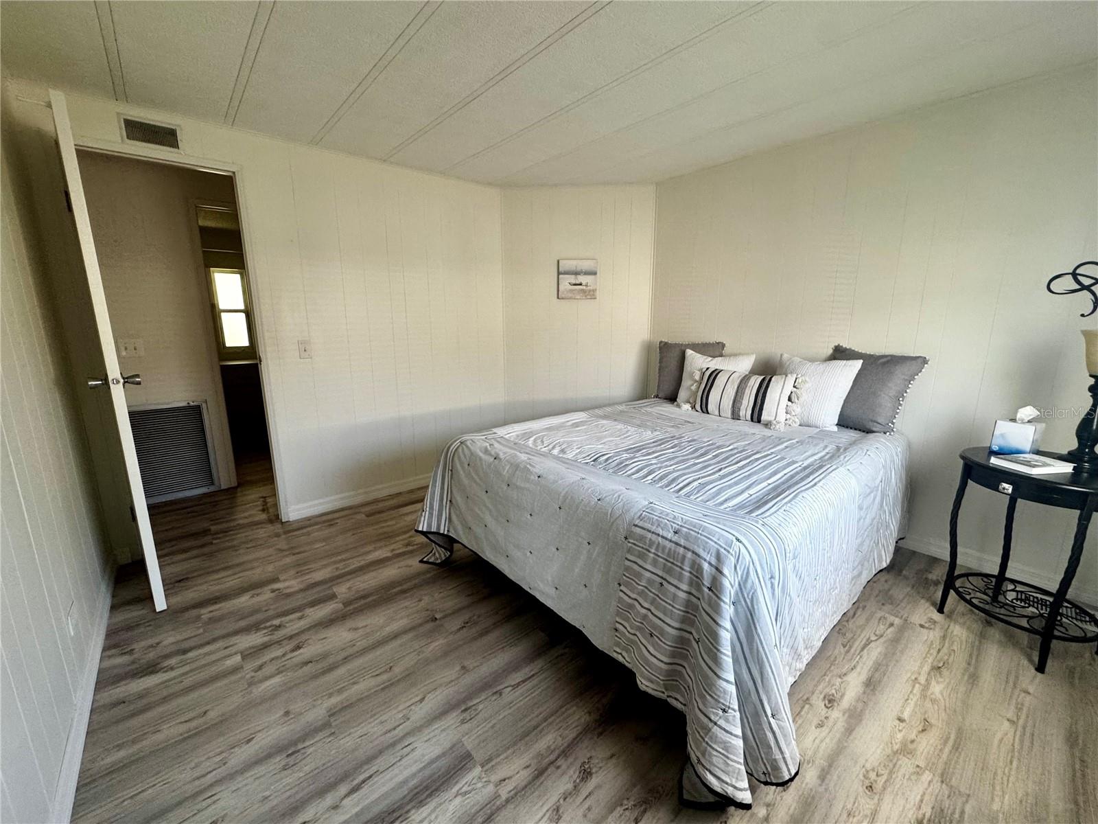 5619 BAYSHORE RD #240 — photo 15