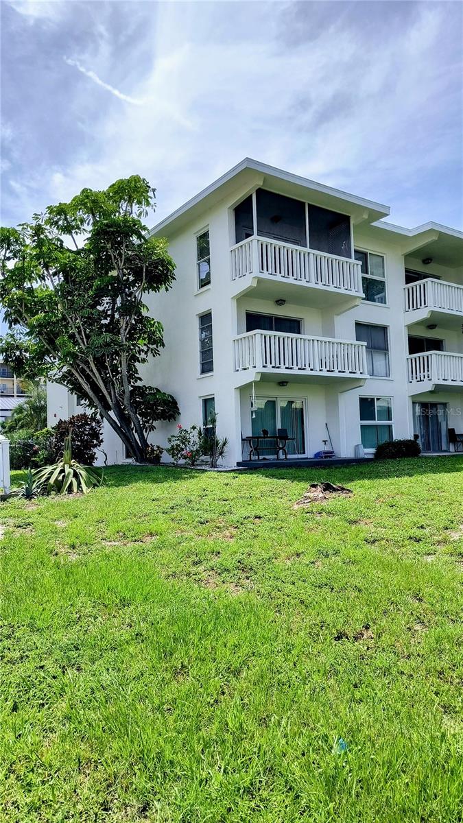 2944 W BAY DR #201 — photo 3