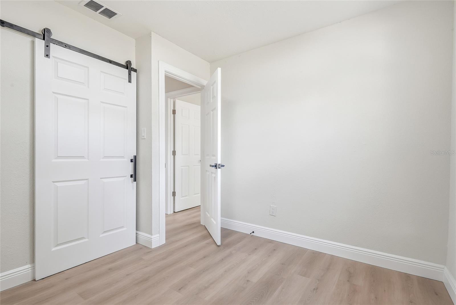 7919 CROTON AVE — photo 26