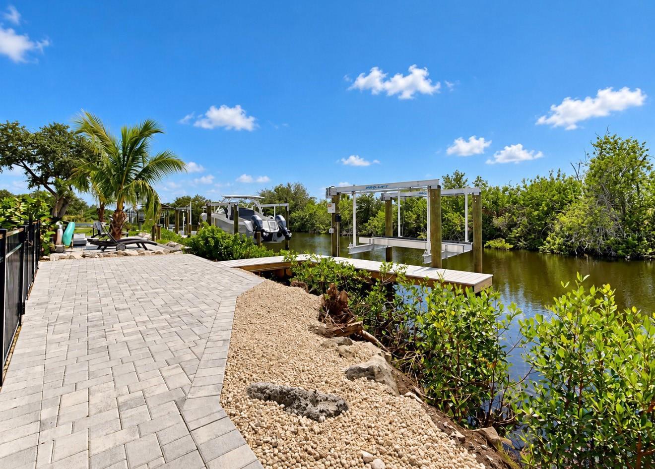 526 ESTUARY SHORE LN — photo 14