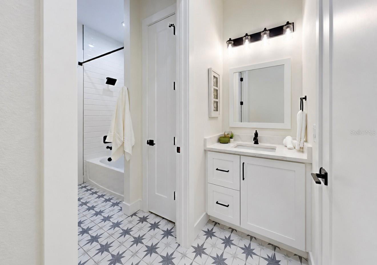 526 ESTUARY SHORE LN — photo 44