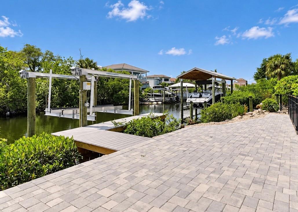 526 ESTUARY SHORE LN — photo 12