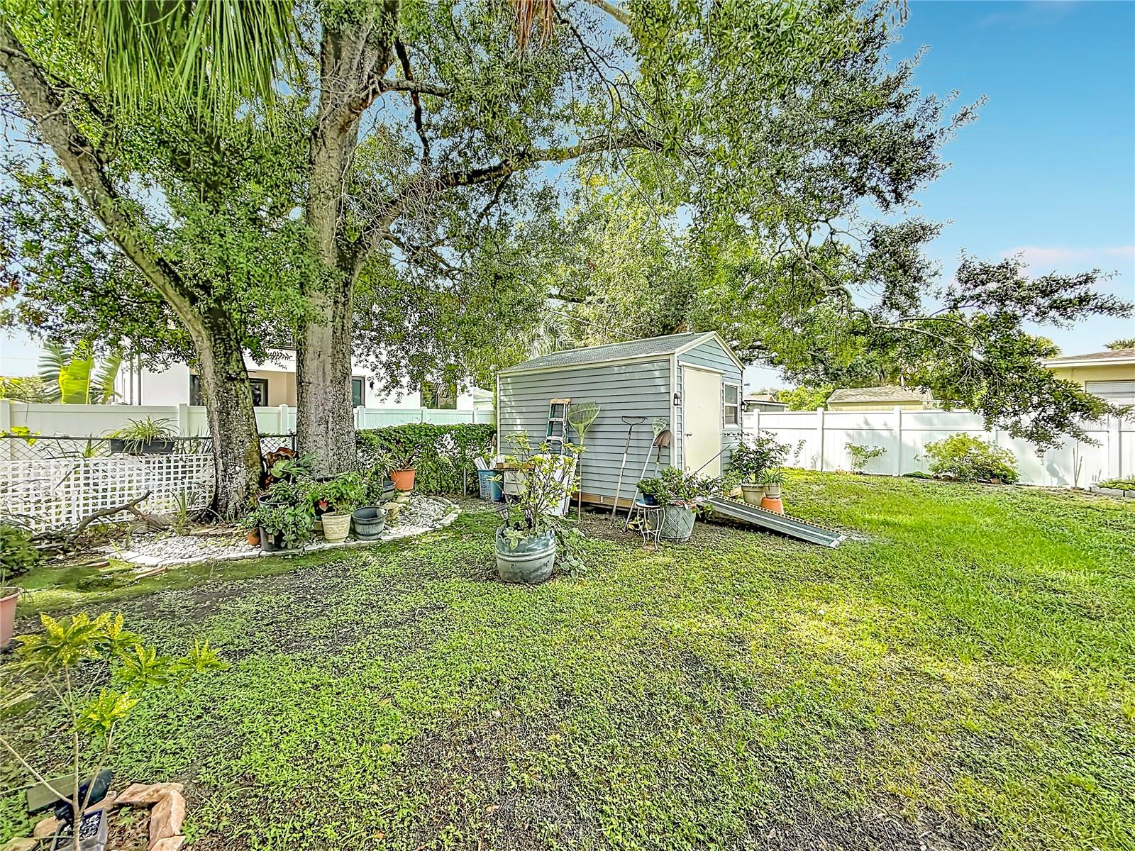 1506 W NASSAU ST — photo 31