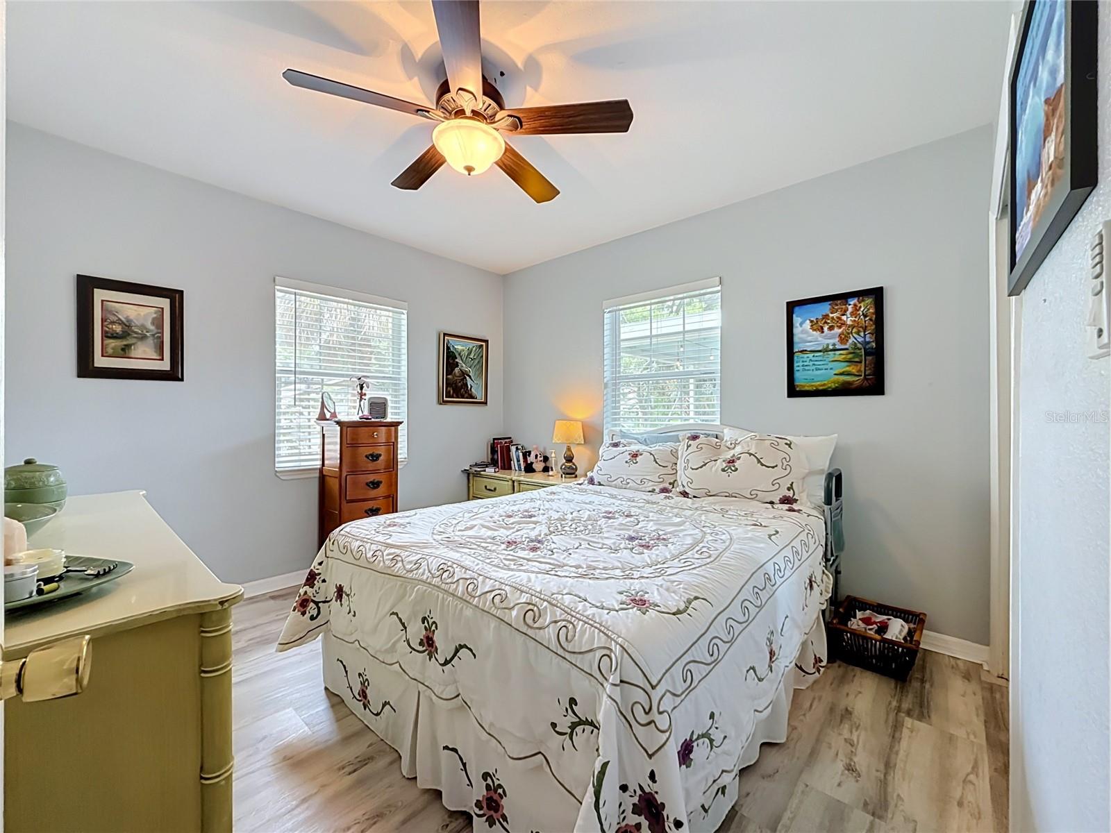 1506 W NASSAU ST — photo 16