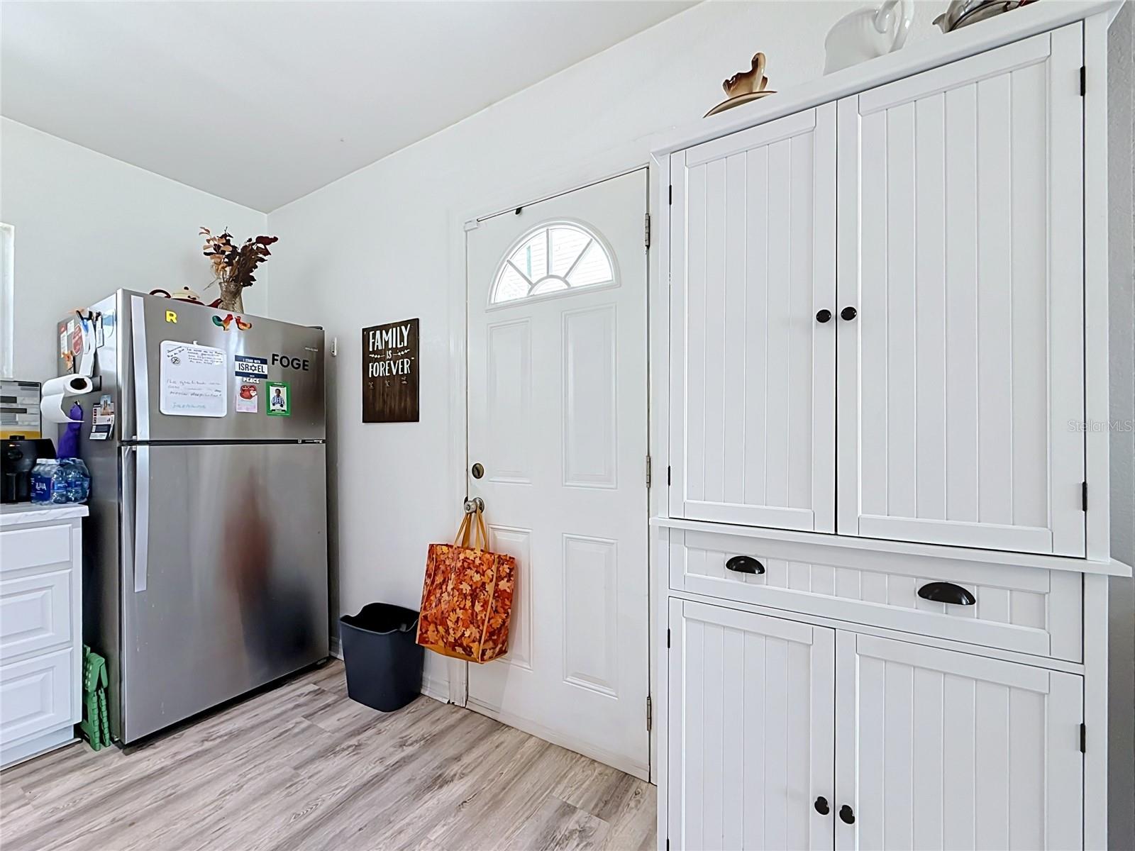 1506 W NASSAU ST — photo 14