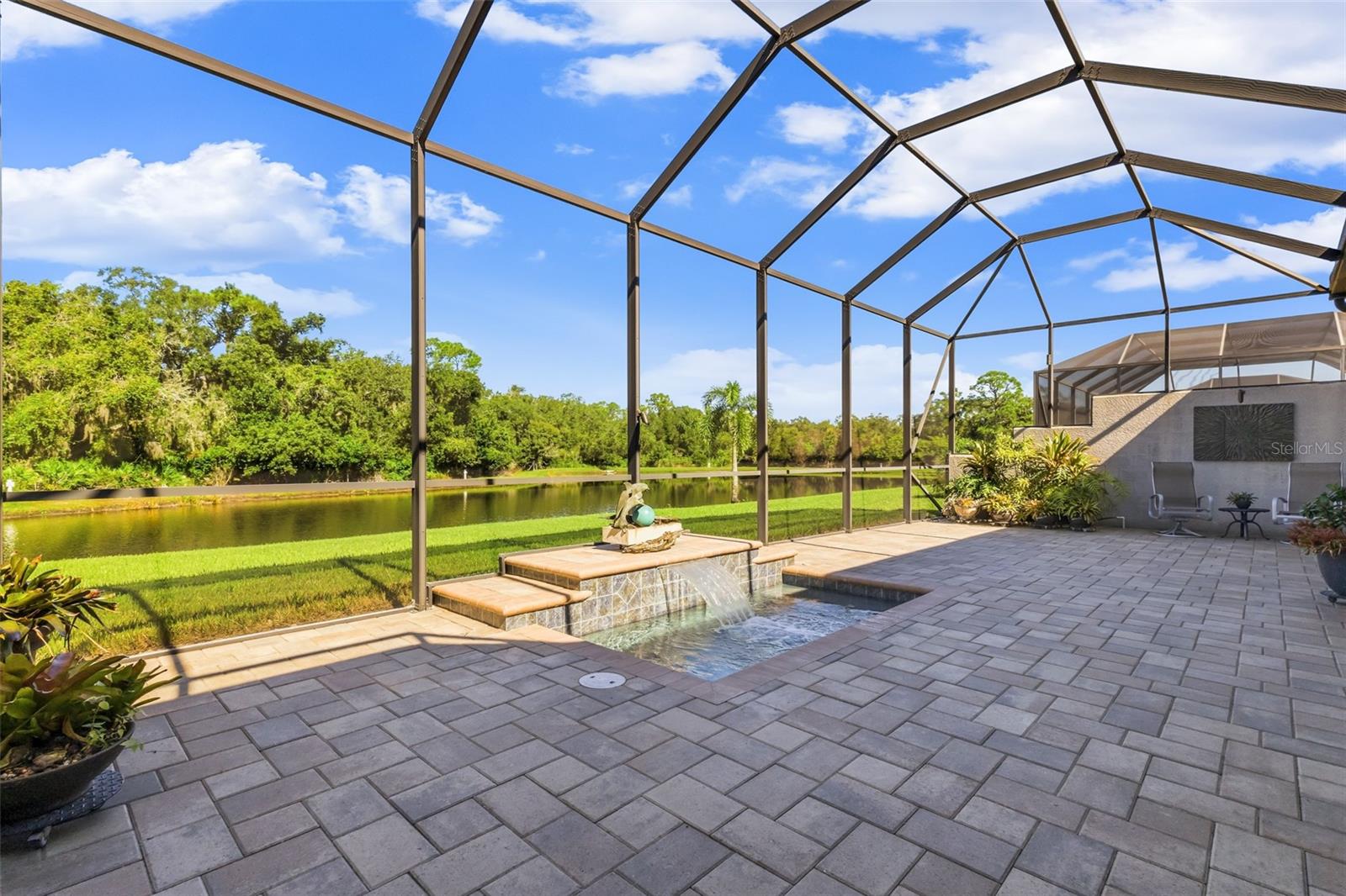5006 TOBERMORY WAY — photo 31