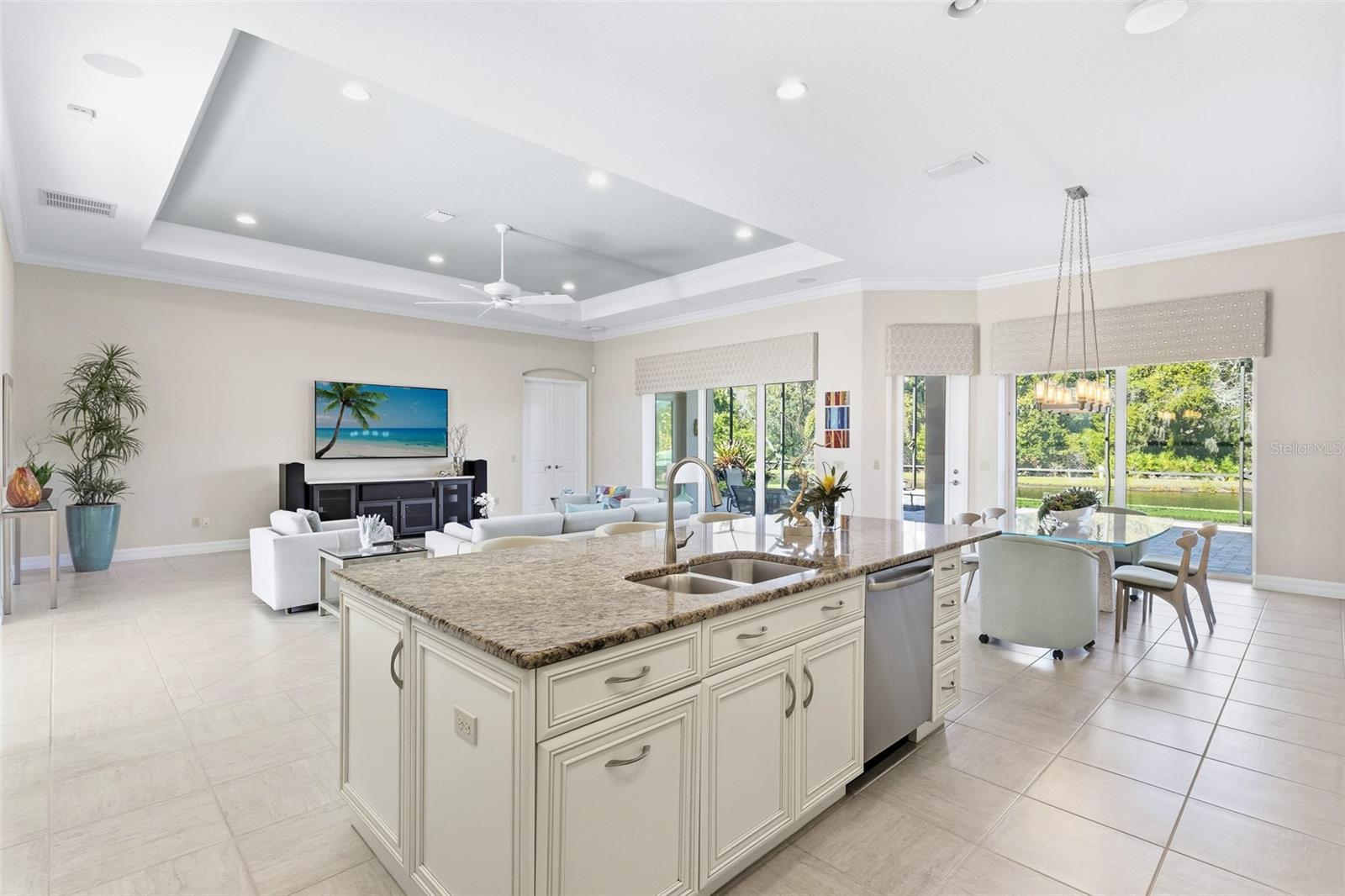 5006 TOBERMORY WAY — photo 17