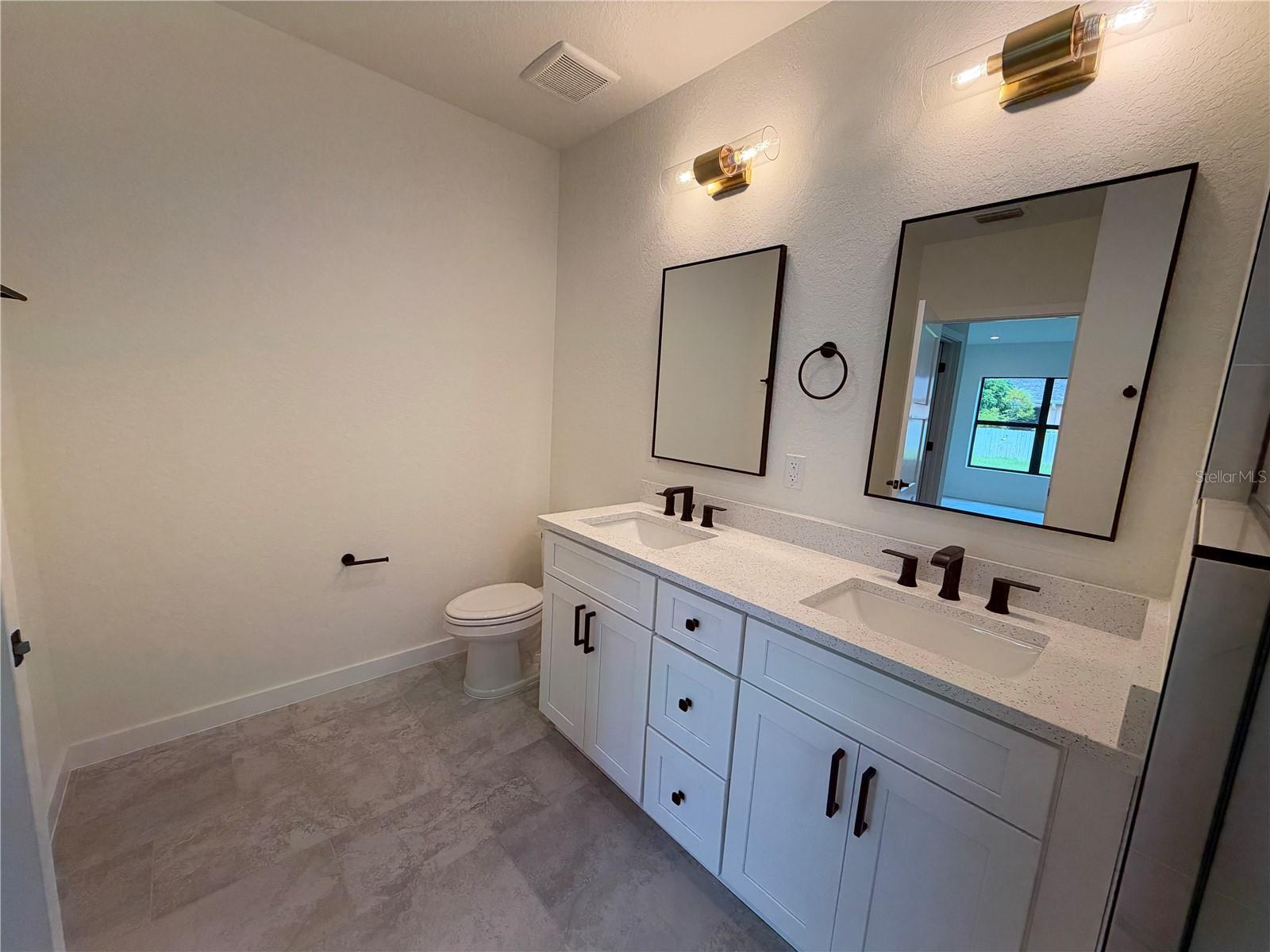 4470 JASLO AVE — photo 12
