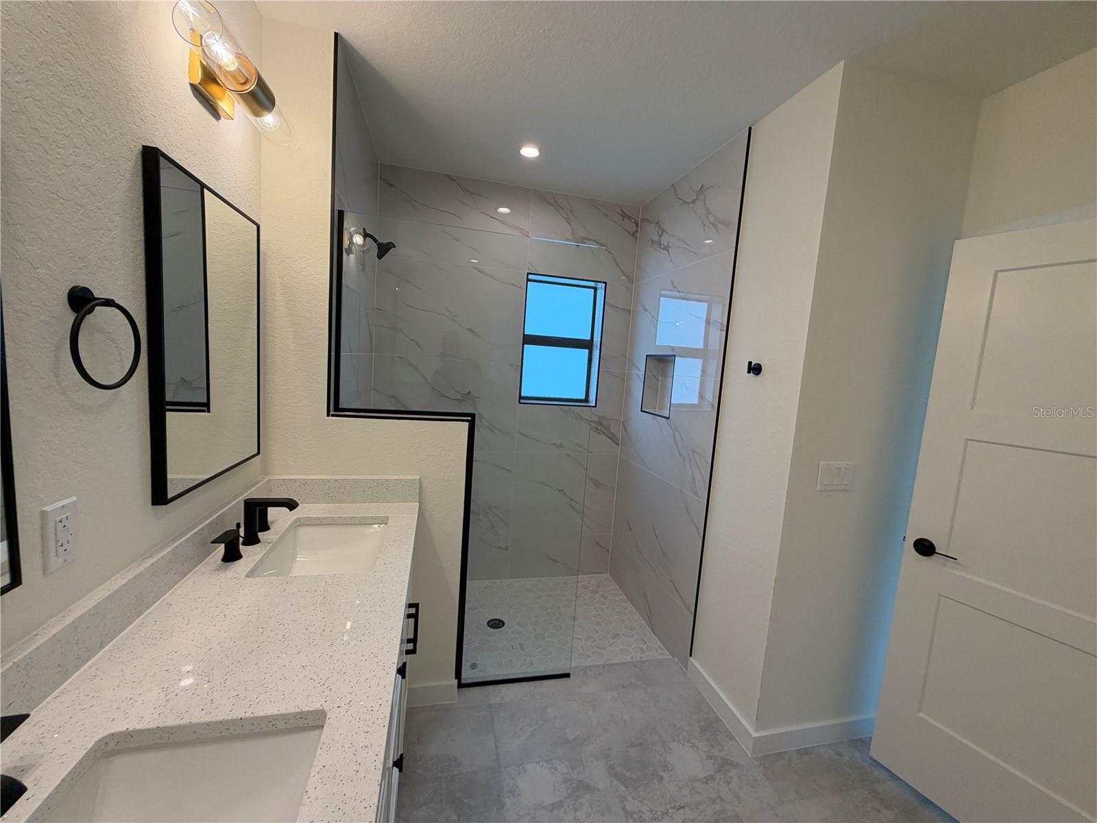 4470 JASLO AVE — photo 14
