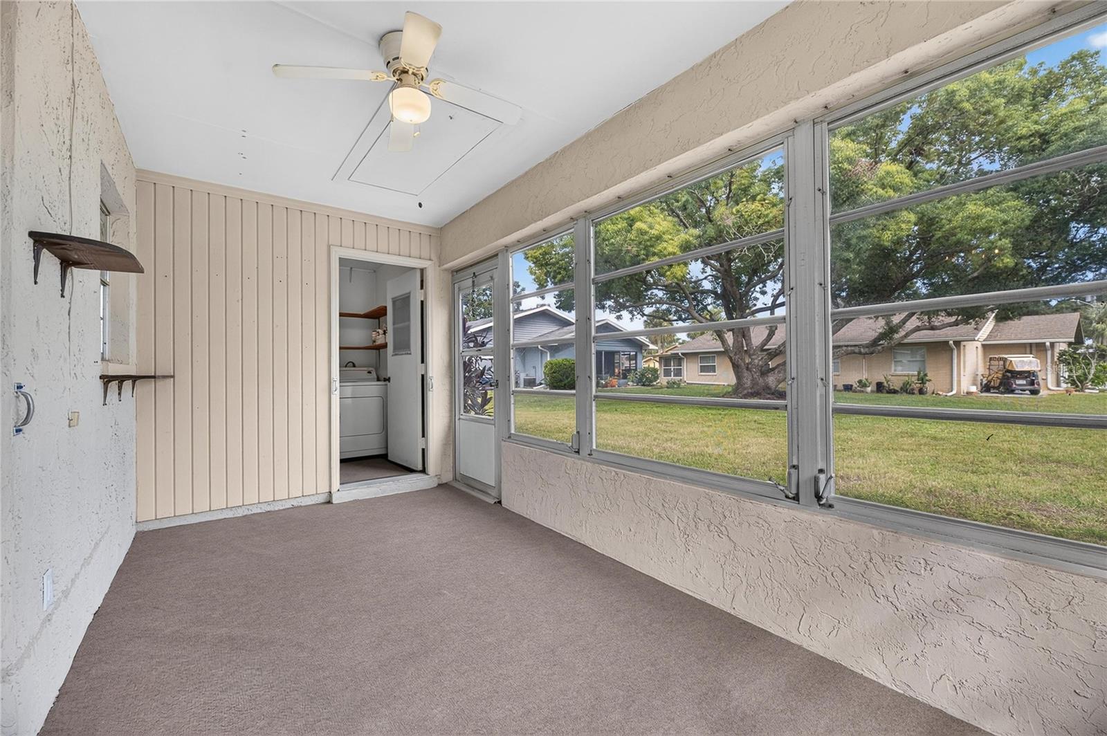 1904 CANTERBURY LN #18 — photo 31