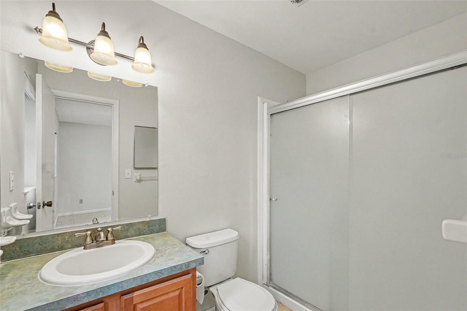 1122 ESTATEWOOD DR — photo 13