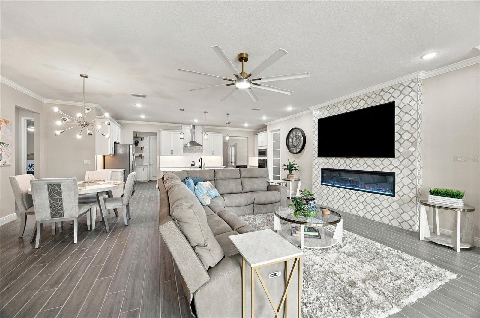 7449 SEA MANATEE ST — photo 30
