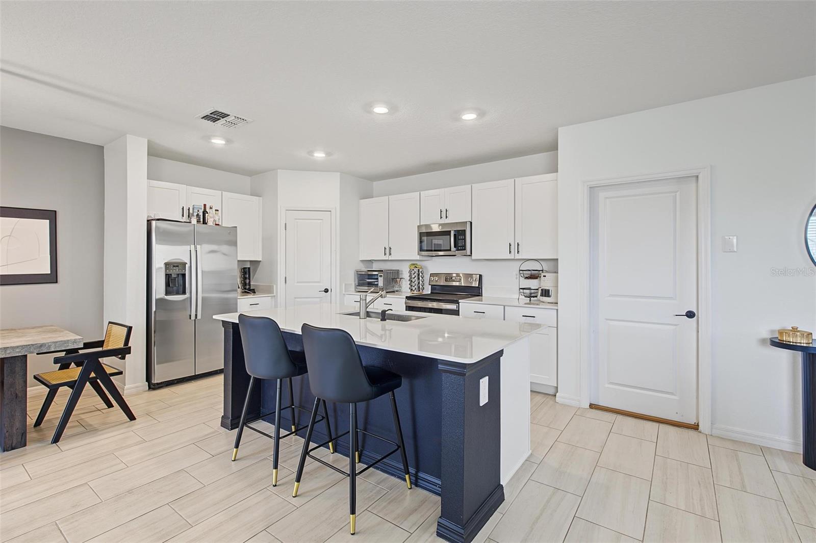 11621 RADIANT SHORE LOOP — photo 16