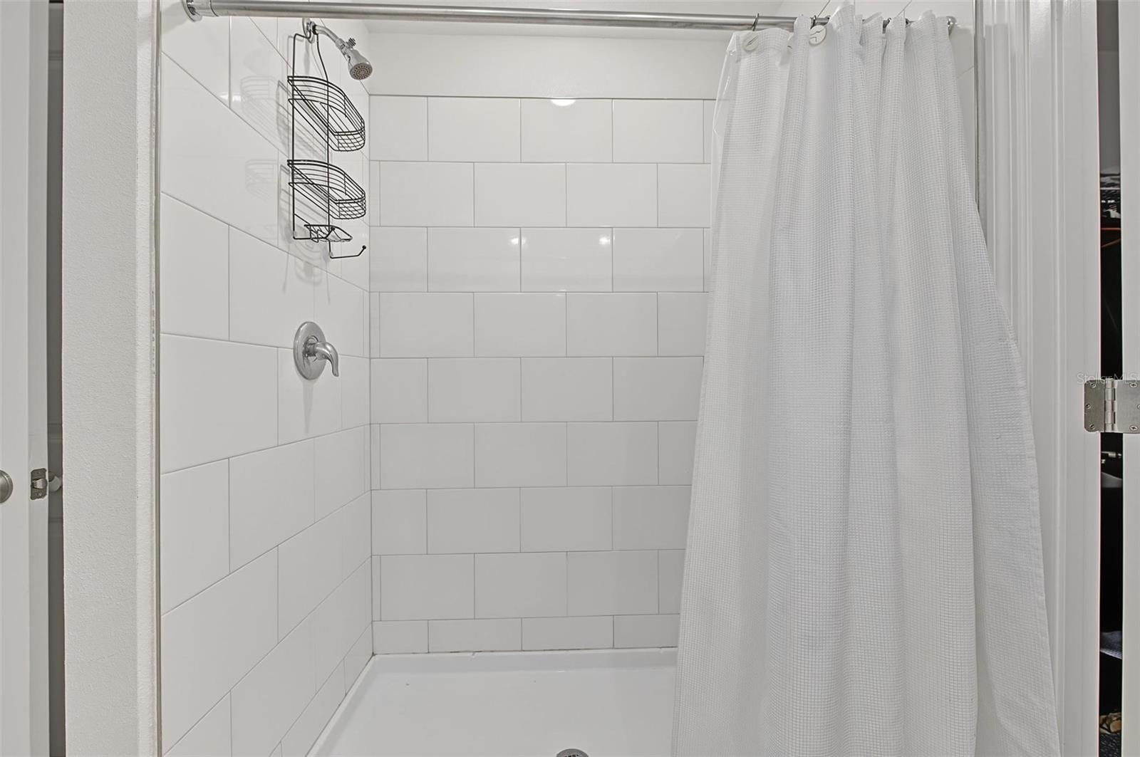 11621 RADIANT SHORE LOOP — photo 37