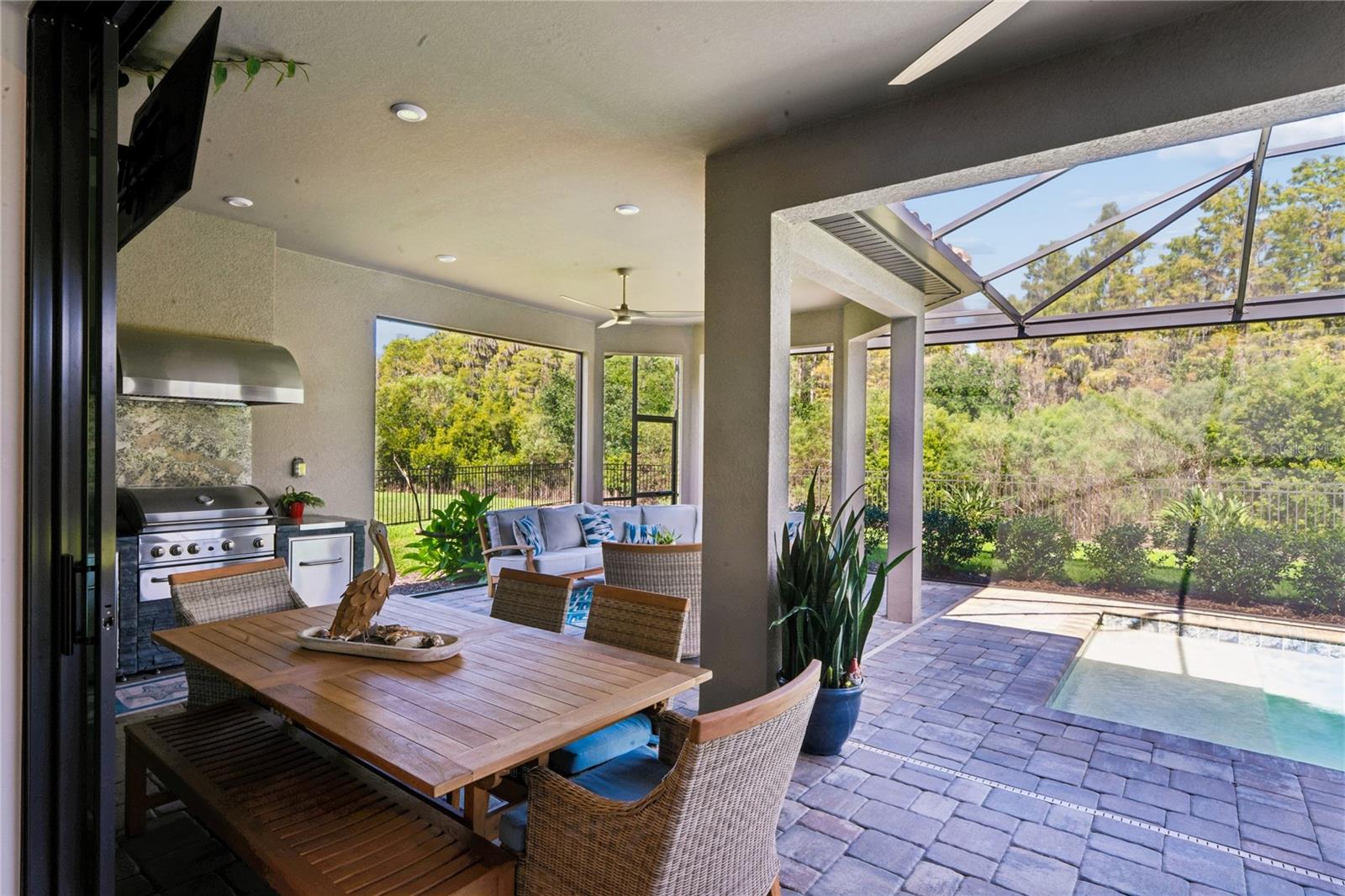 10813 CALLUNA DR — photo 39
