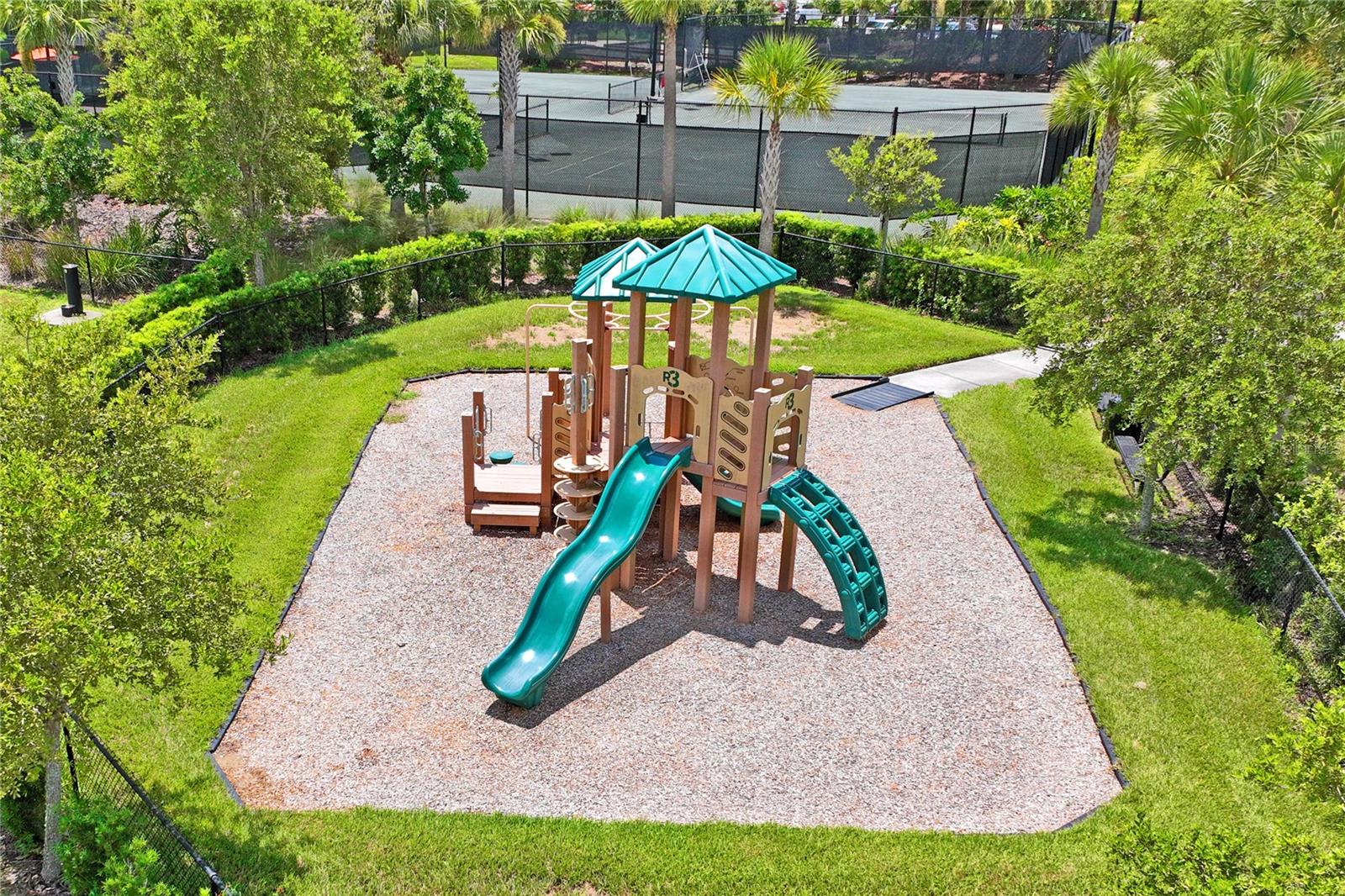 10813 CALLUNA DR — photo 70