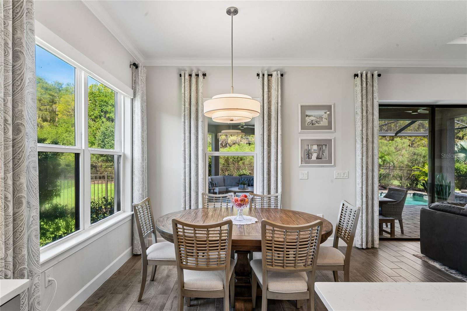 10813 CALLUNA DR — photo 31
