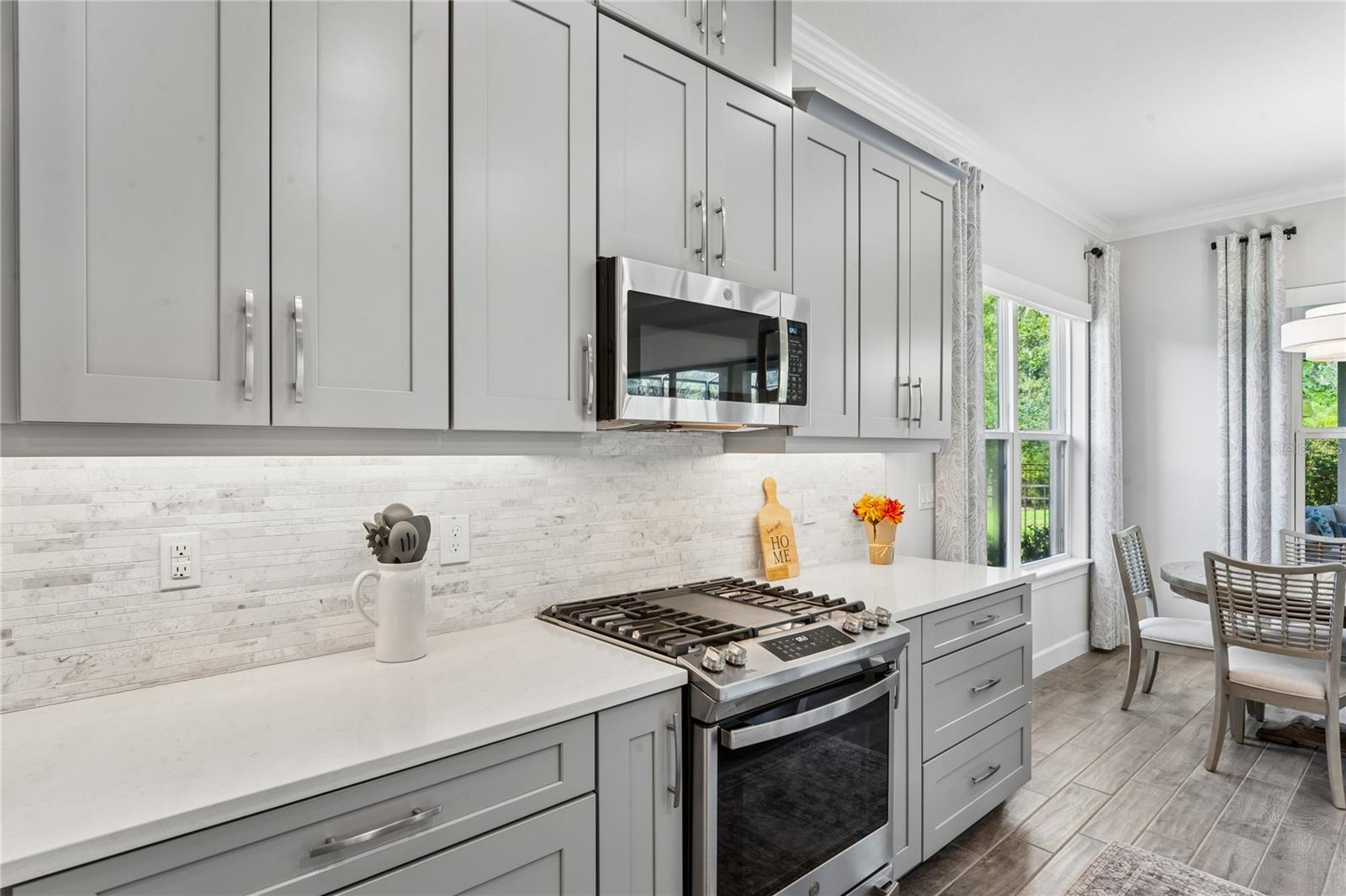 10813 CALLUNA DR — photo 33