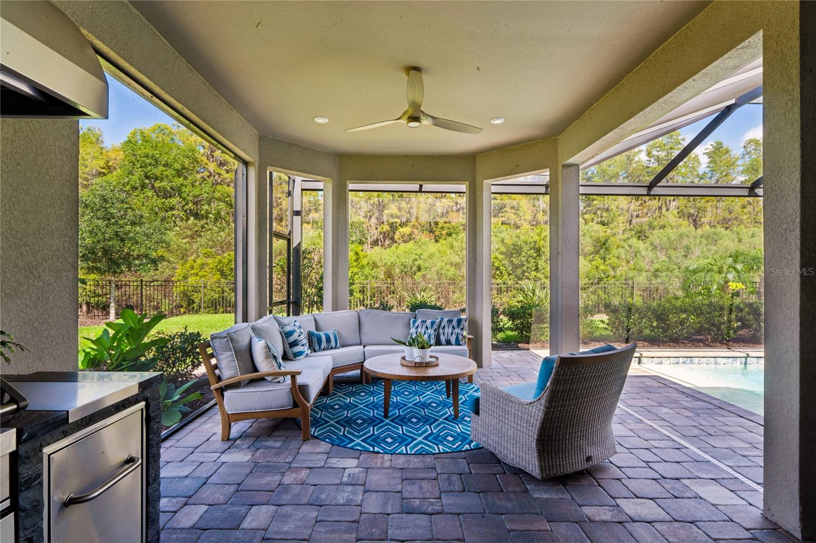 10813 CALLUNA DR — photo 42