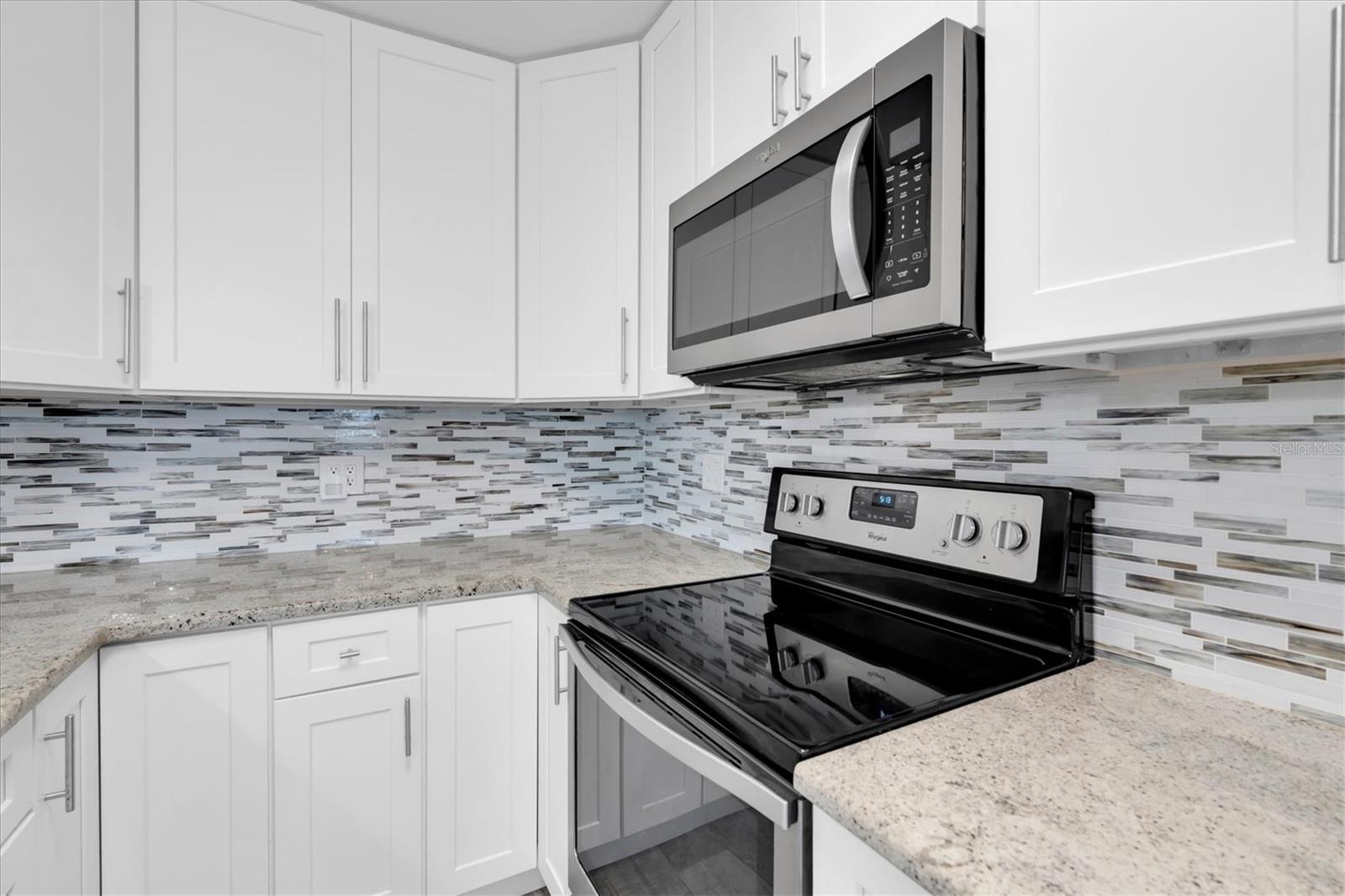 8039 GARDEN DR #209 — photo 12