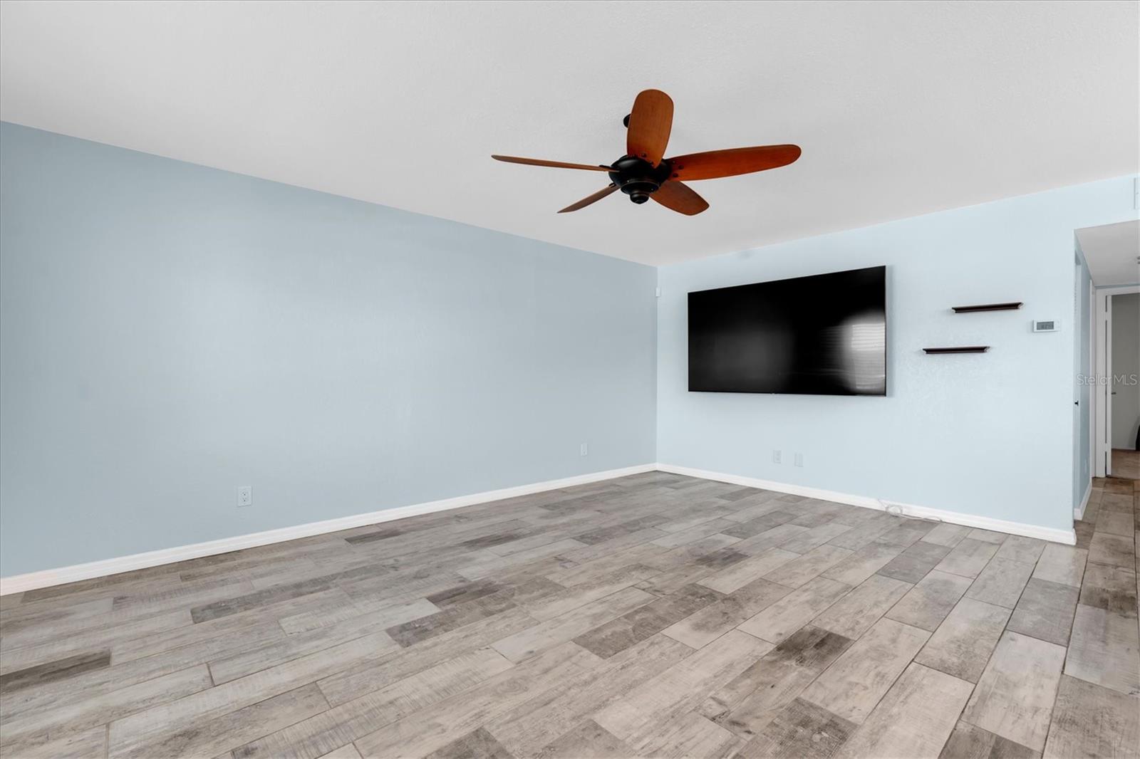 8039 GARDEN DR #209 — photo 5