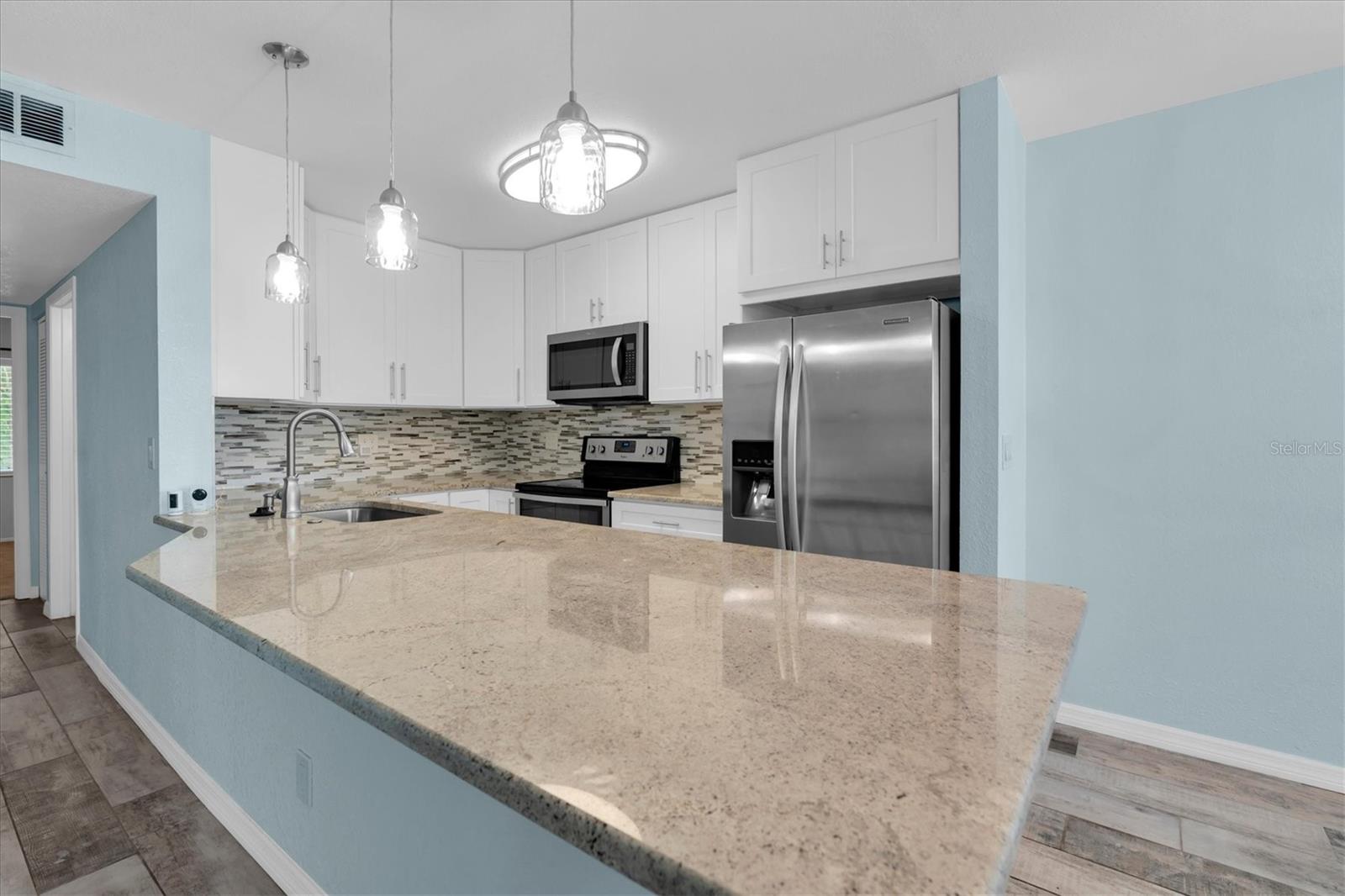 8039 GARDEN DR #209 — photo 8