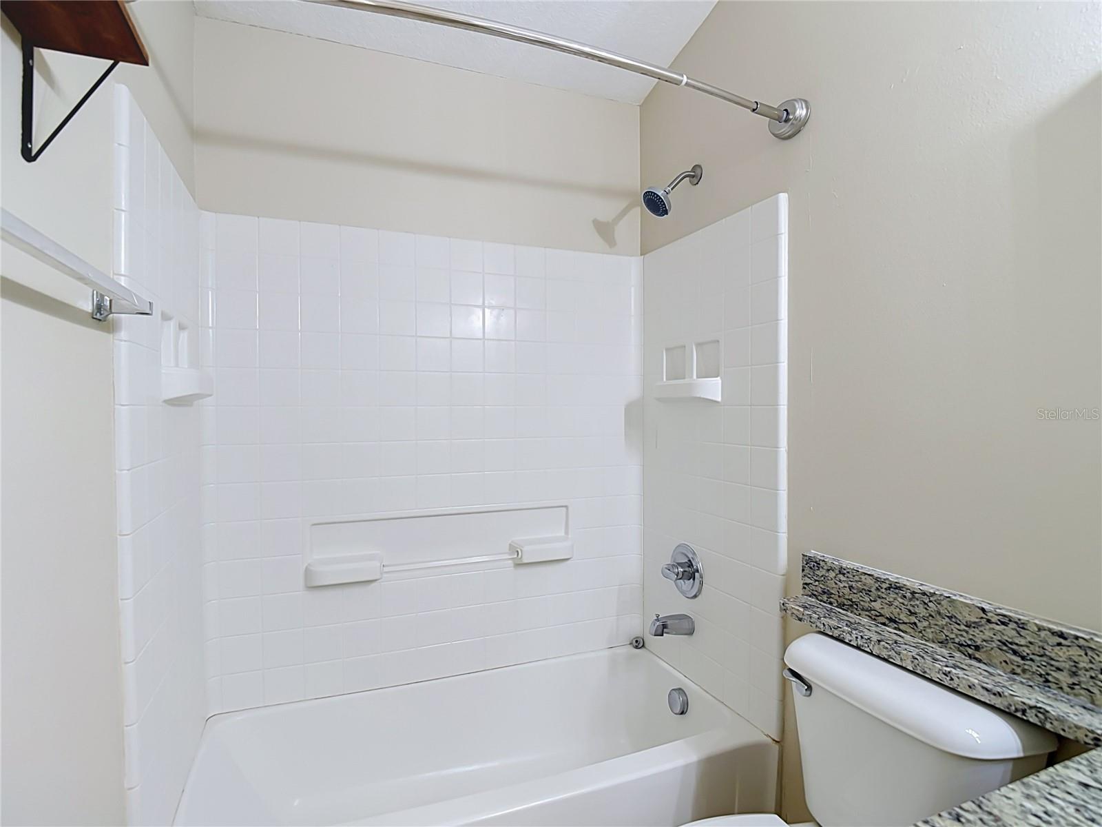 10016 PERTHSHIRE CIR — photo 36