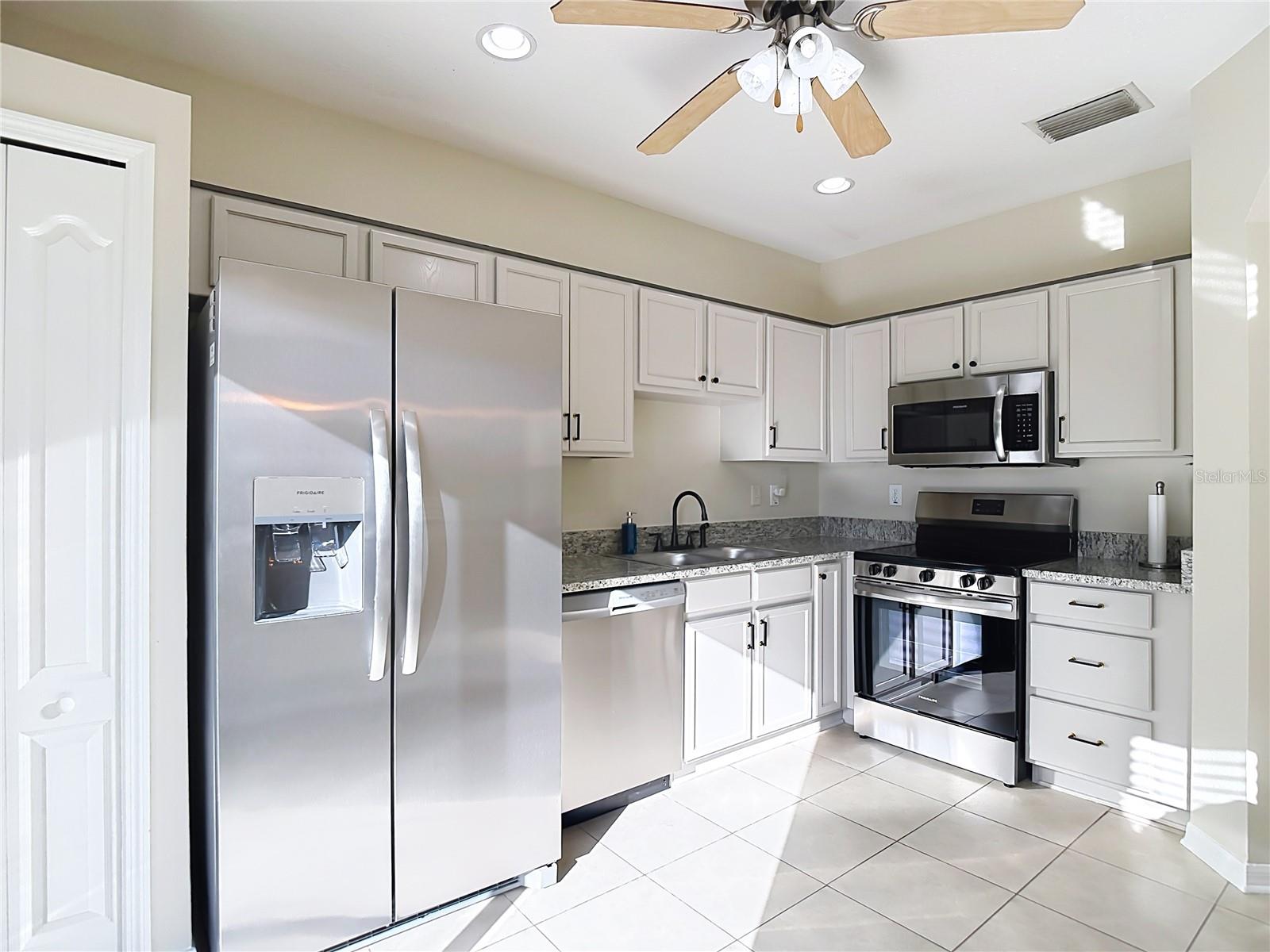 10016 PERTHSHIRE CIR — photo 16