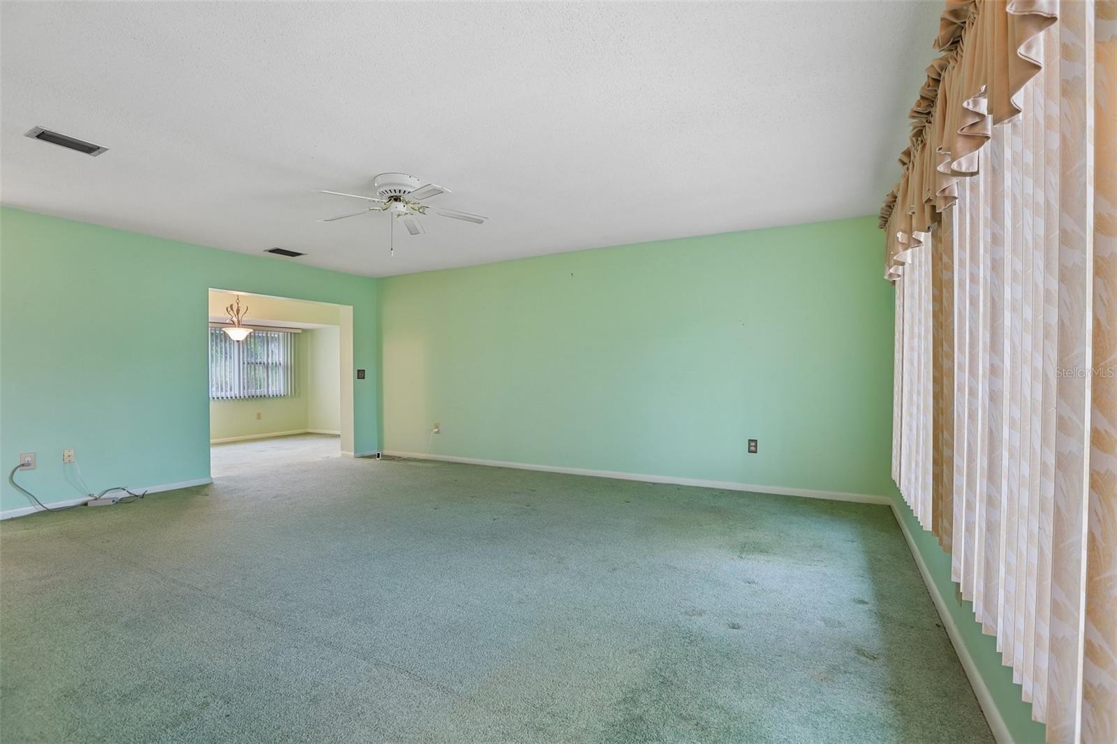 1722 W DEL WEBB BLVD — photo 6