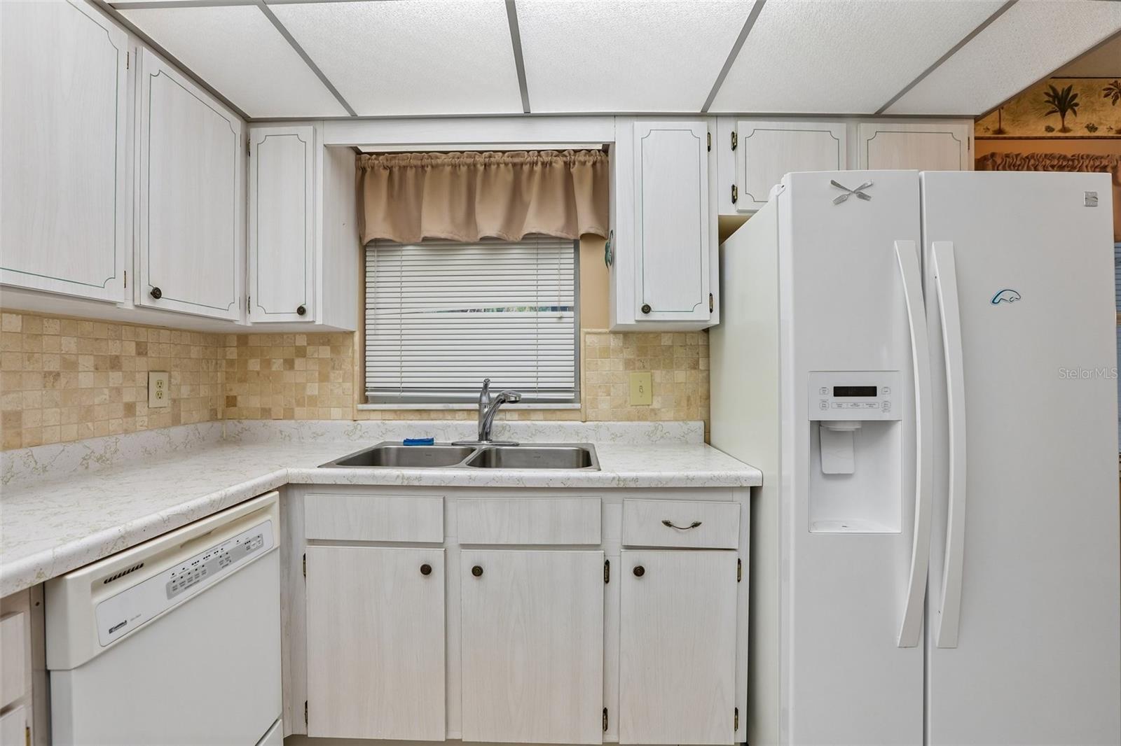 1722 W DEL WEBB BLVD — photo 19