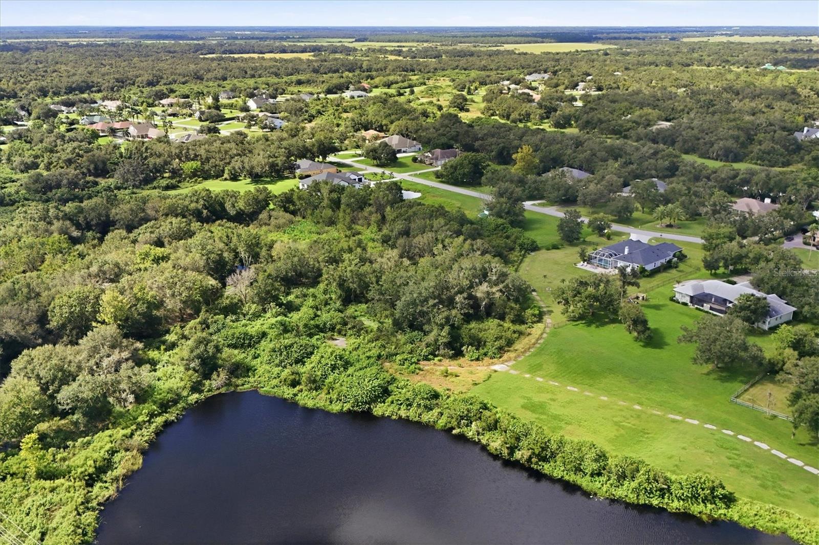 1753 KINGSDOWN DR — photo 40