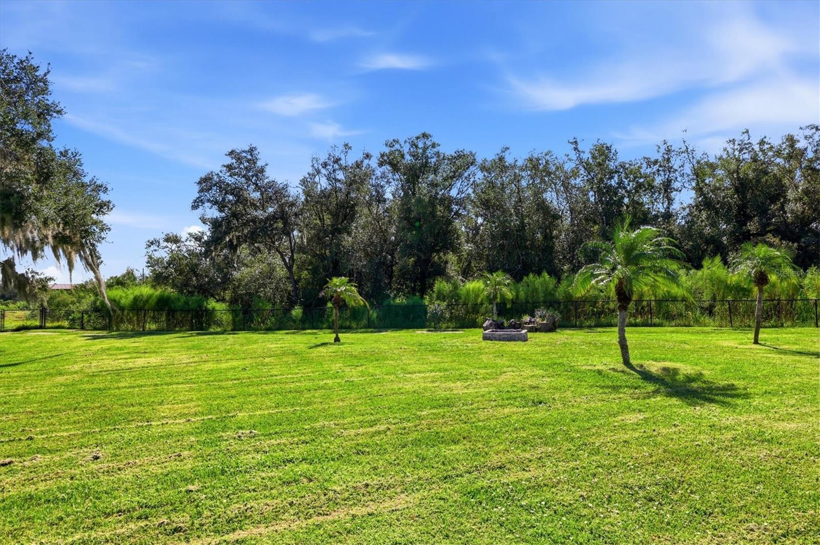 1753 KINGSDOWN DR — photo 31