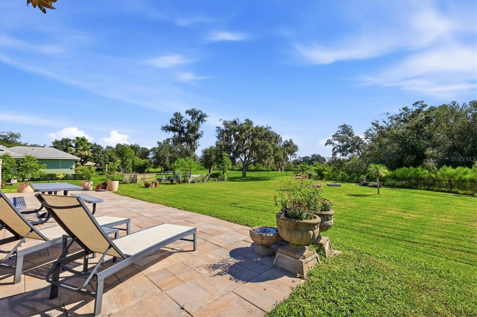 1753 KINGSDOWN DR — photo 34