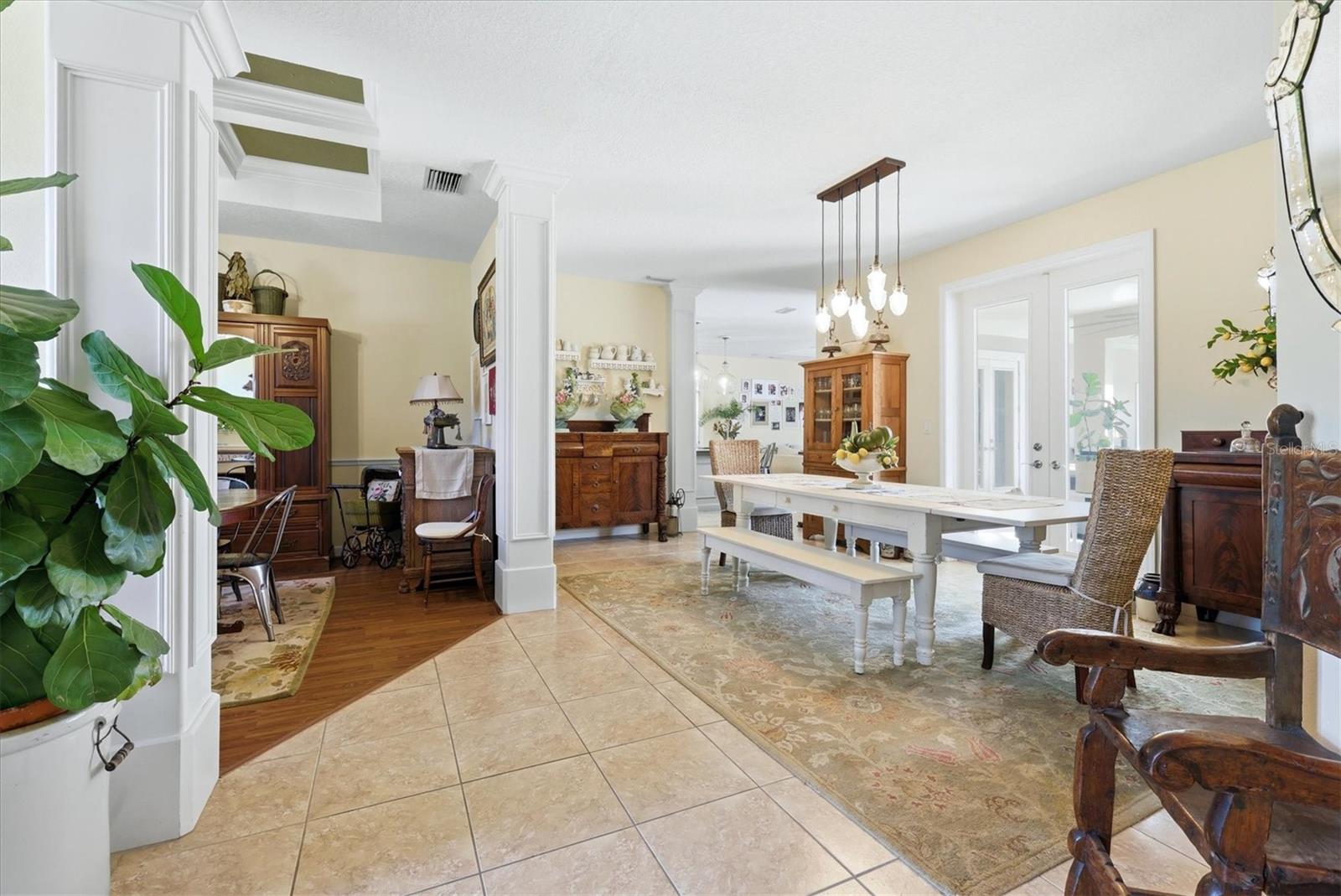 1753 KINGSDOWN DR — photo 4