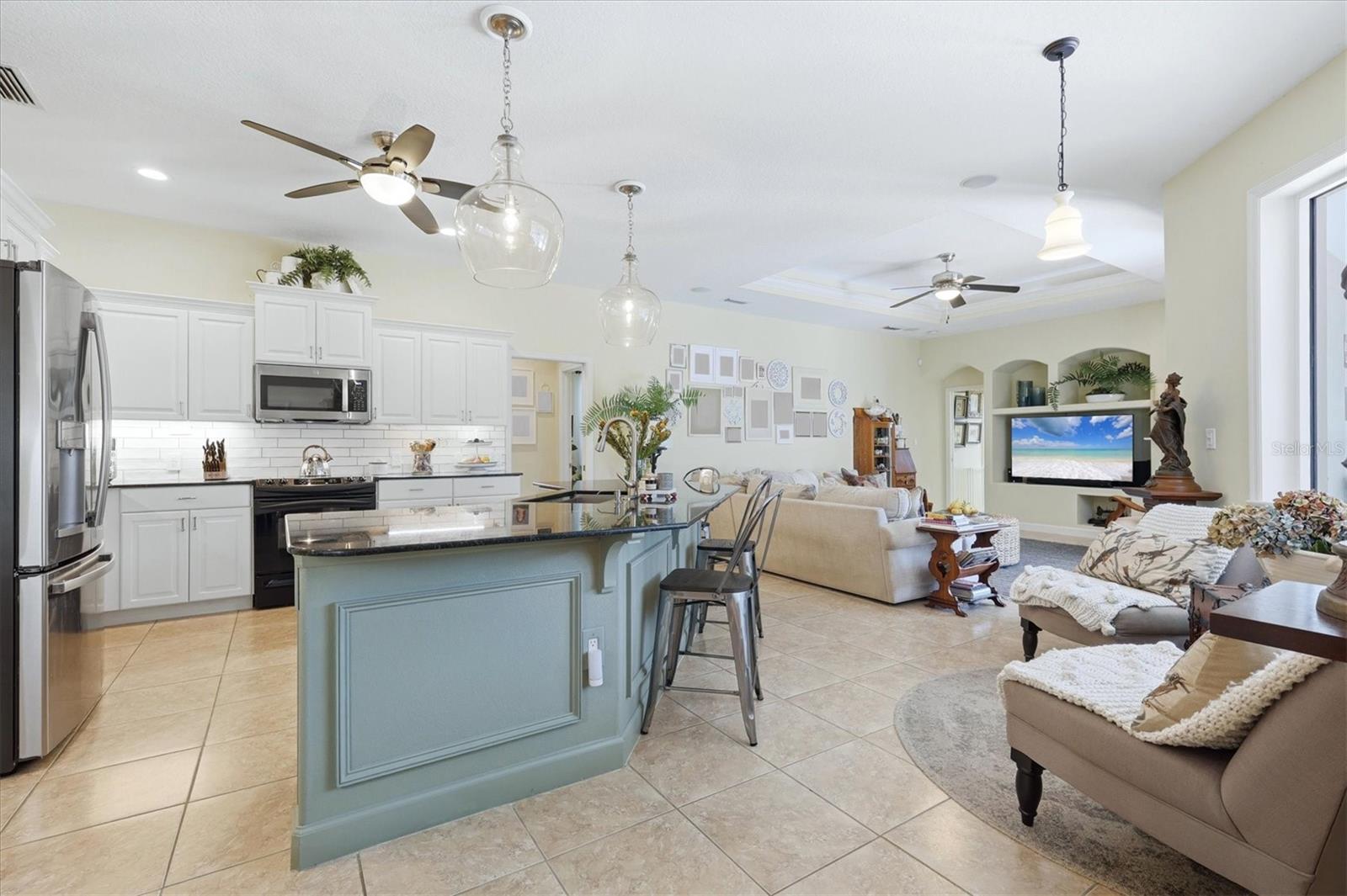 1753 KINGSDOWN DR — photo 9