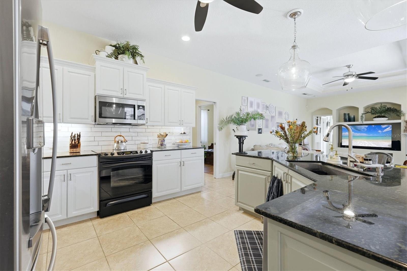 1753 KINGSDOWN DR — photo 10