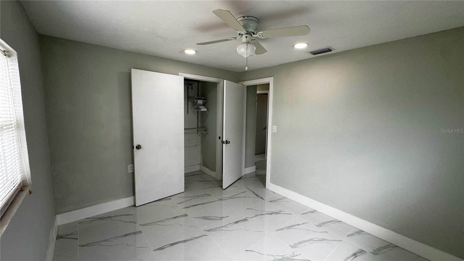 130 VIRGINIA CT — photo 40