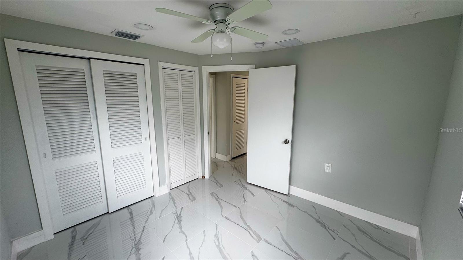 130 VIRGINIA CT — photo 38