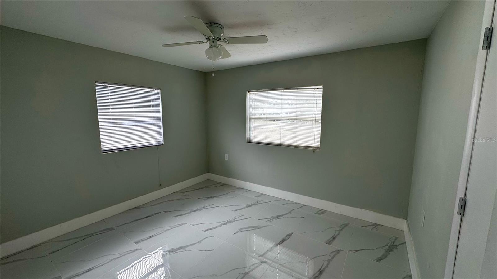 130 VIRGINIA CT — photo 39