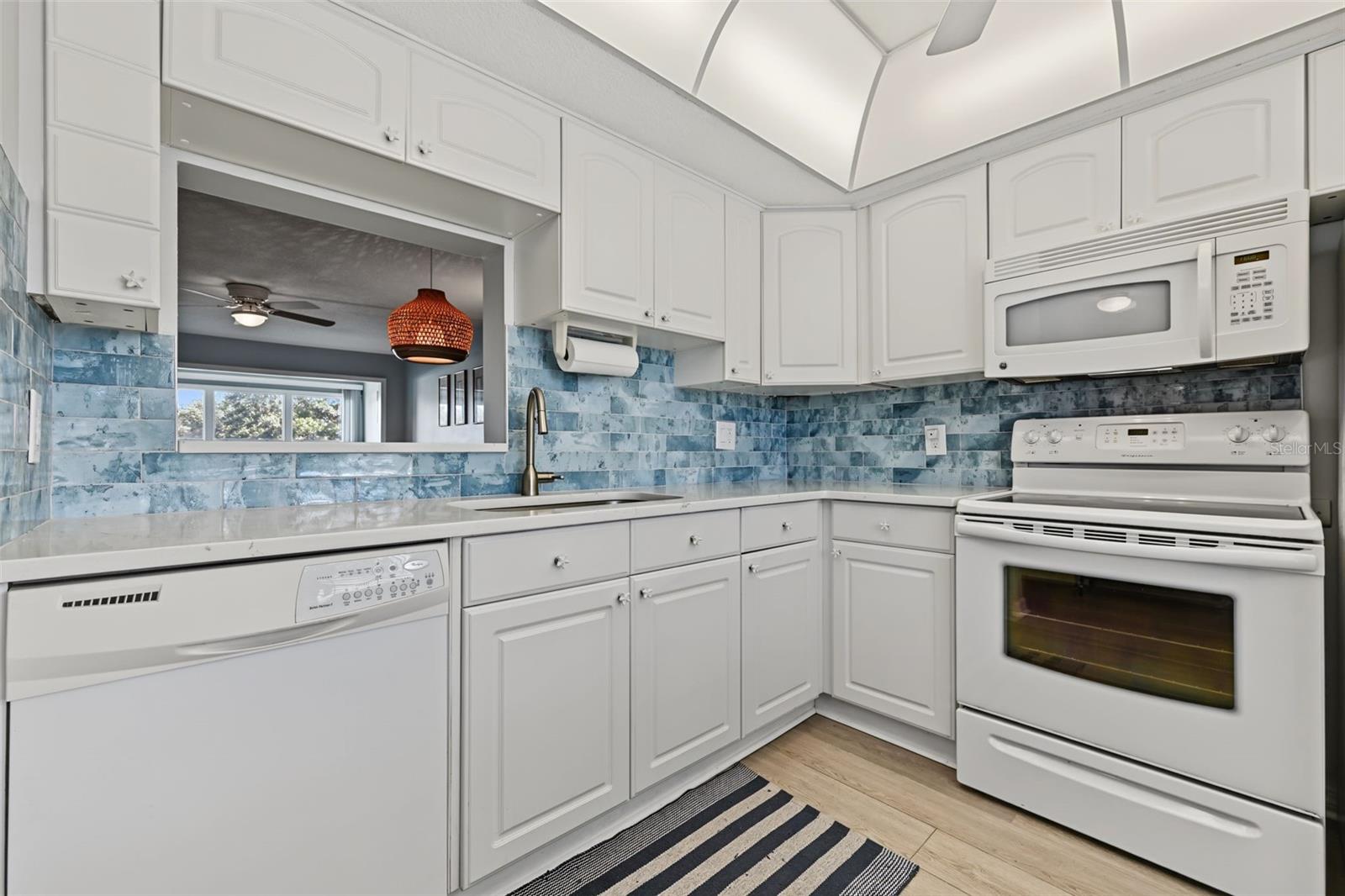 936 VIRGINIA ST #306 — photo 35