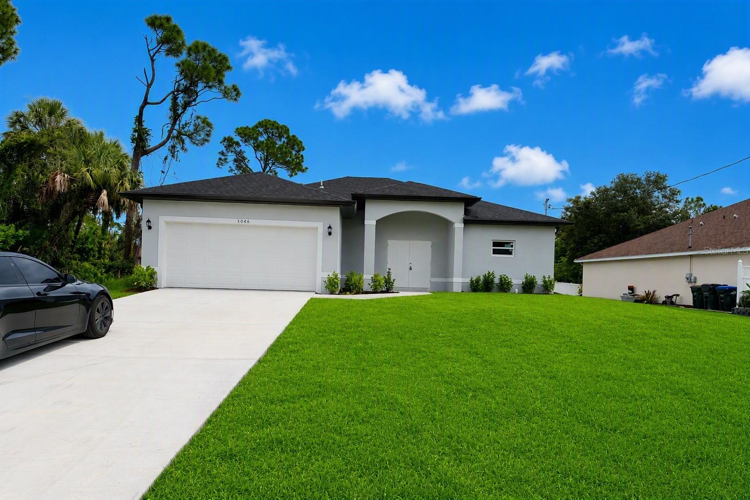 3046 JEANNIN DR — photo 3