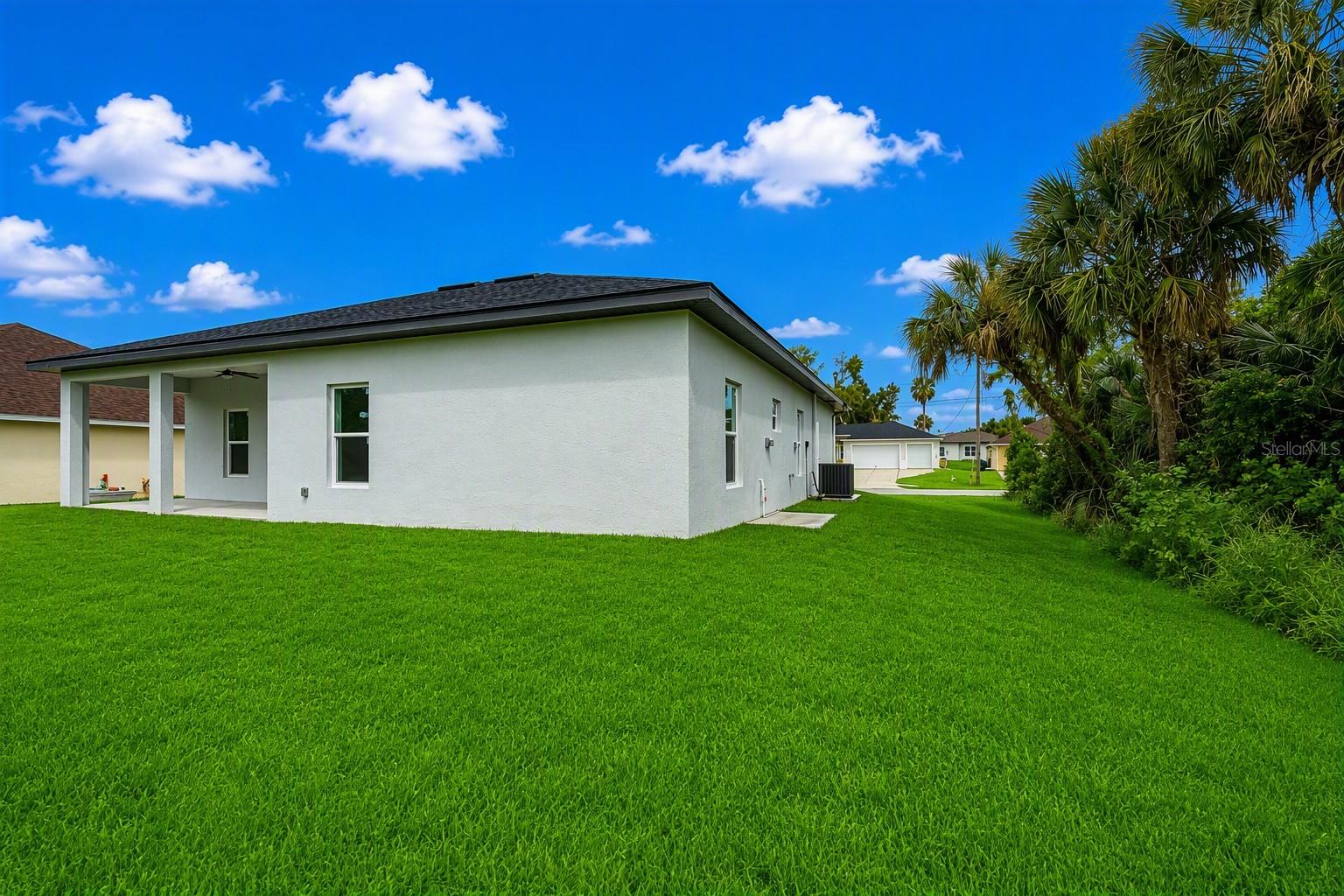 3046 JEANNIN DR — photo 20