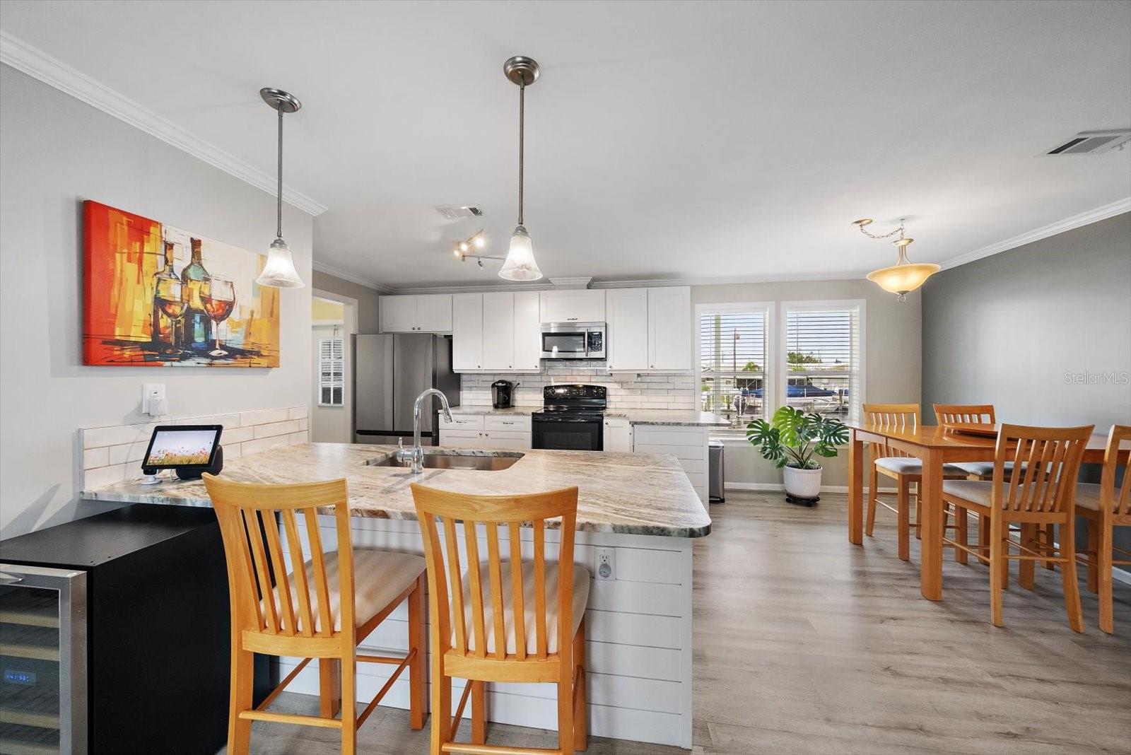 298 BAHAMA DR — photo 9