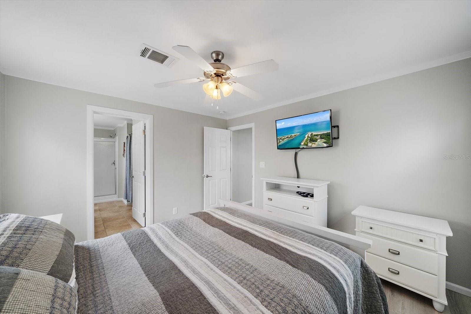 298 BAHAMA DR — photo 17