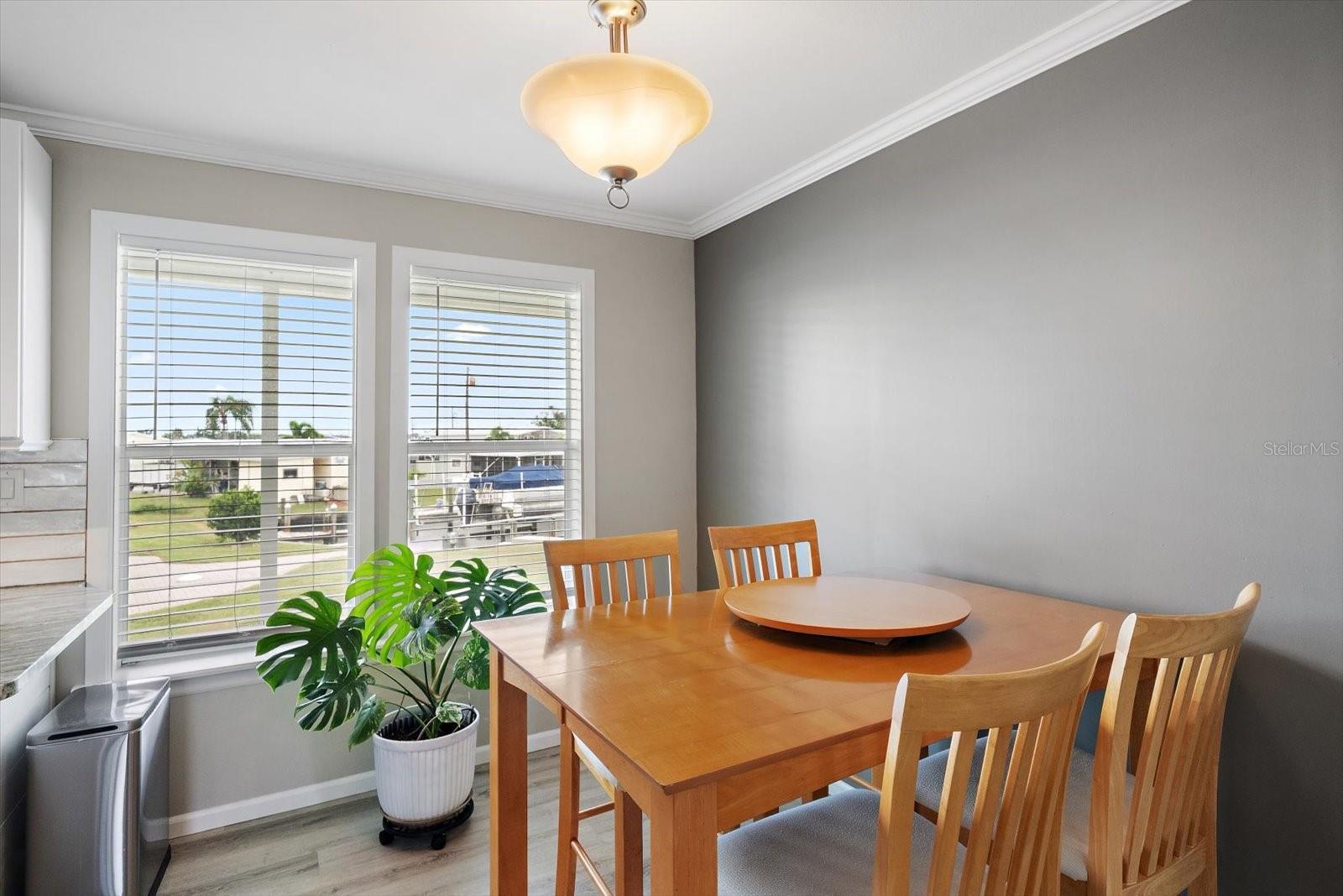 298 BAHAMA DR — photo 13