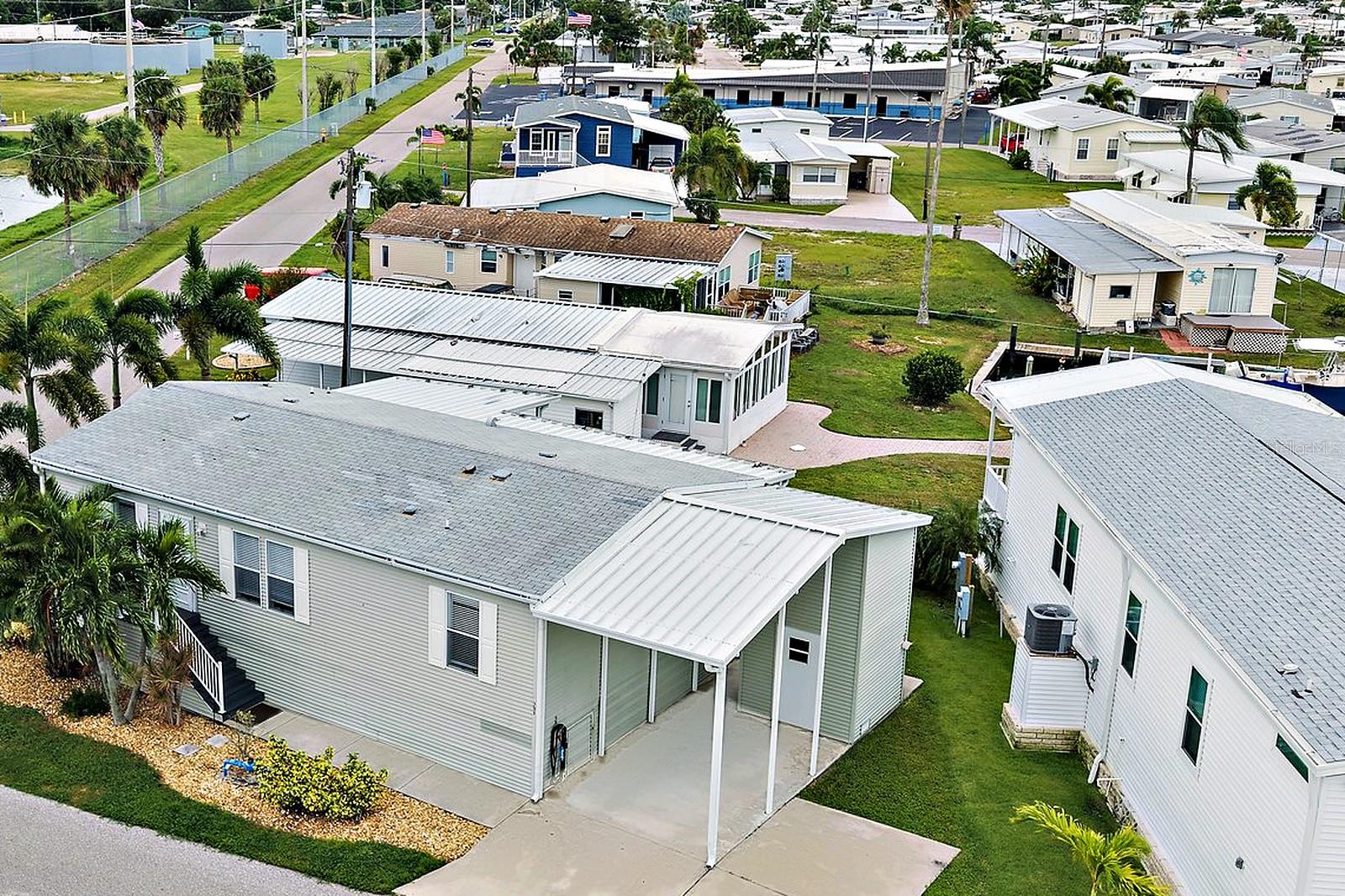 298 BAHAMA DR — photo 2