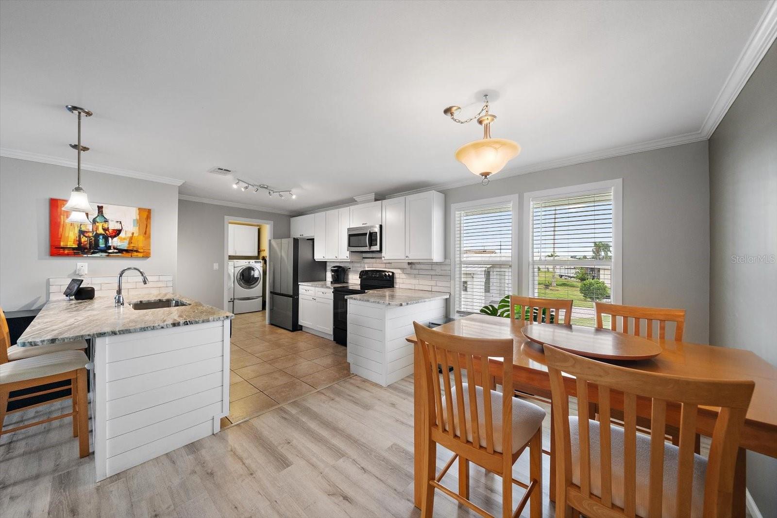 298 BAHAMA DR — photo 12