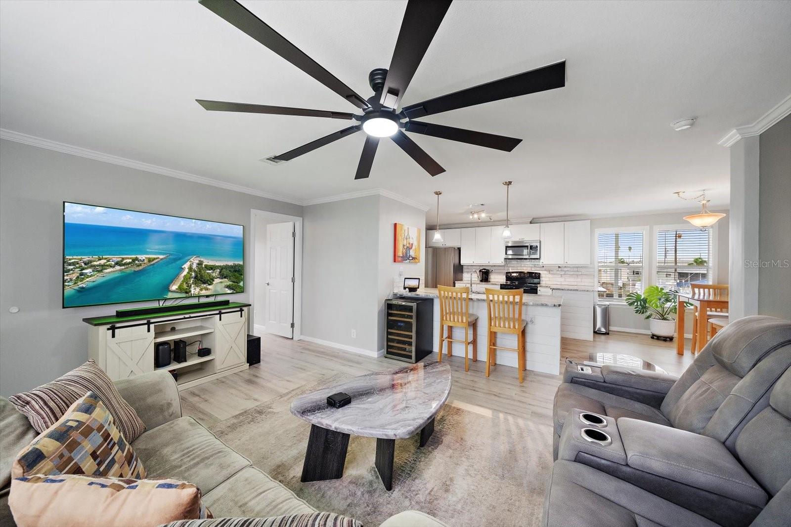 298 BAHAMA DR — photo 4